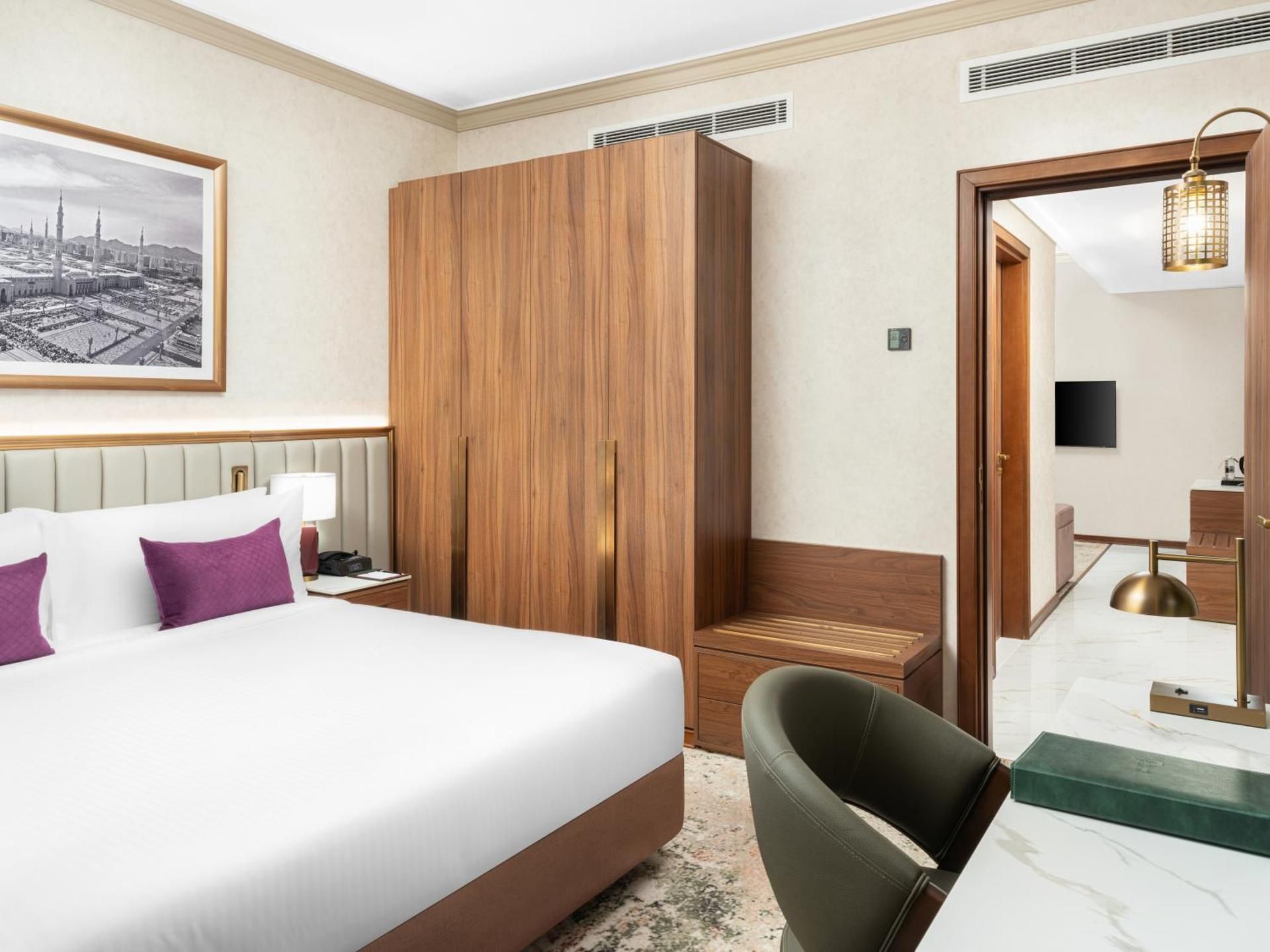 Standard Suite