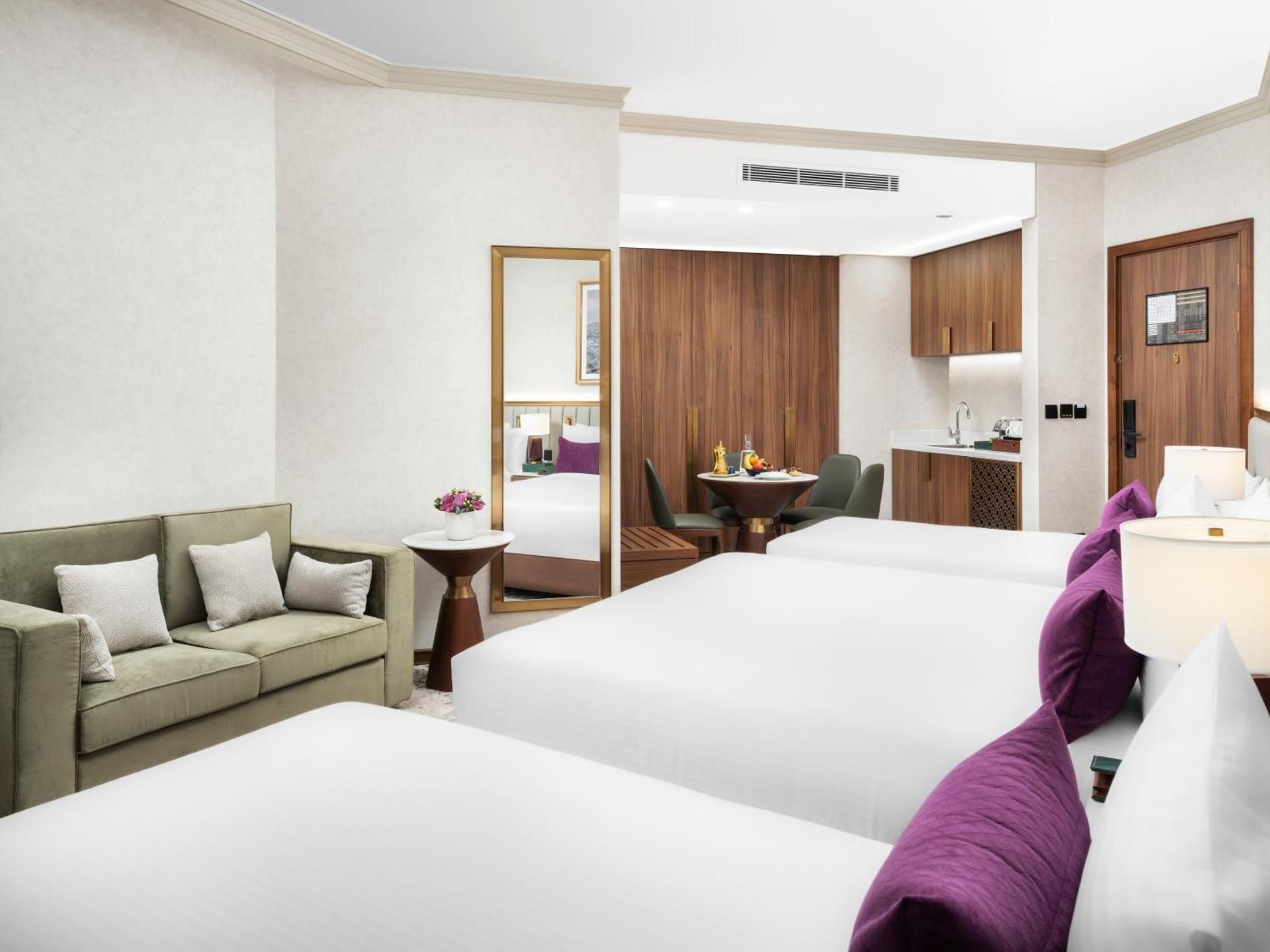 Superior Suite Haram View