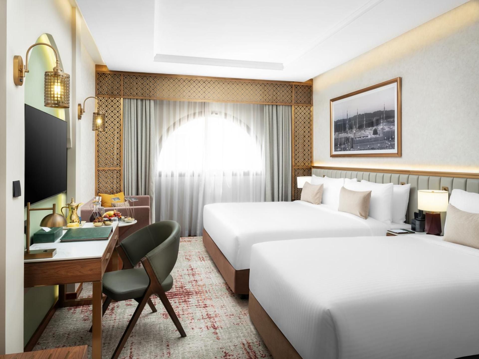 Executive Triple King Room