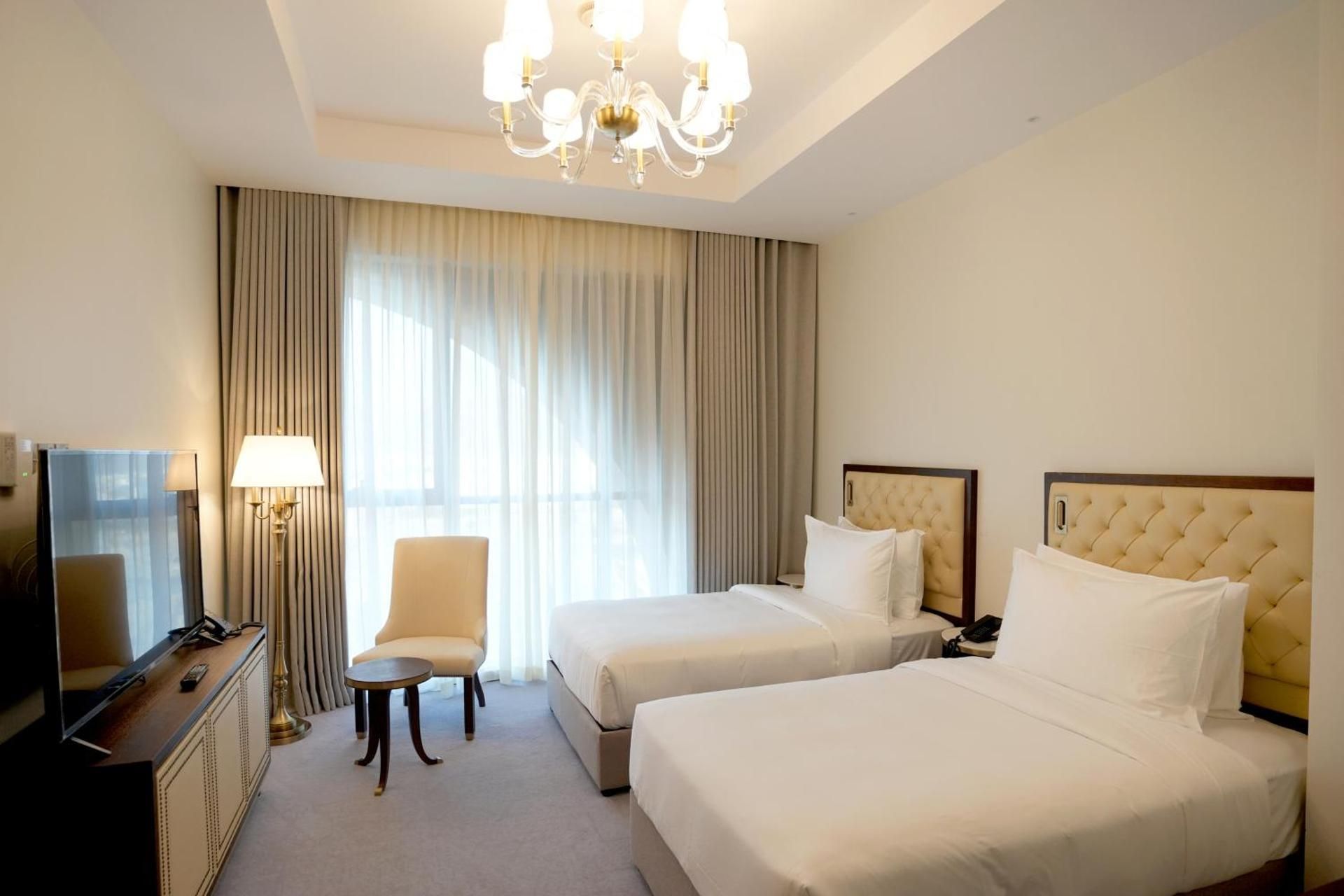 Deluxe Double or Twin Room with City View