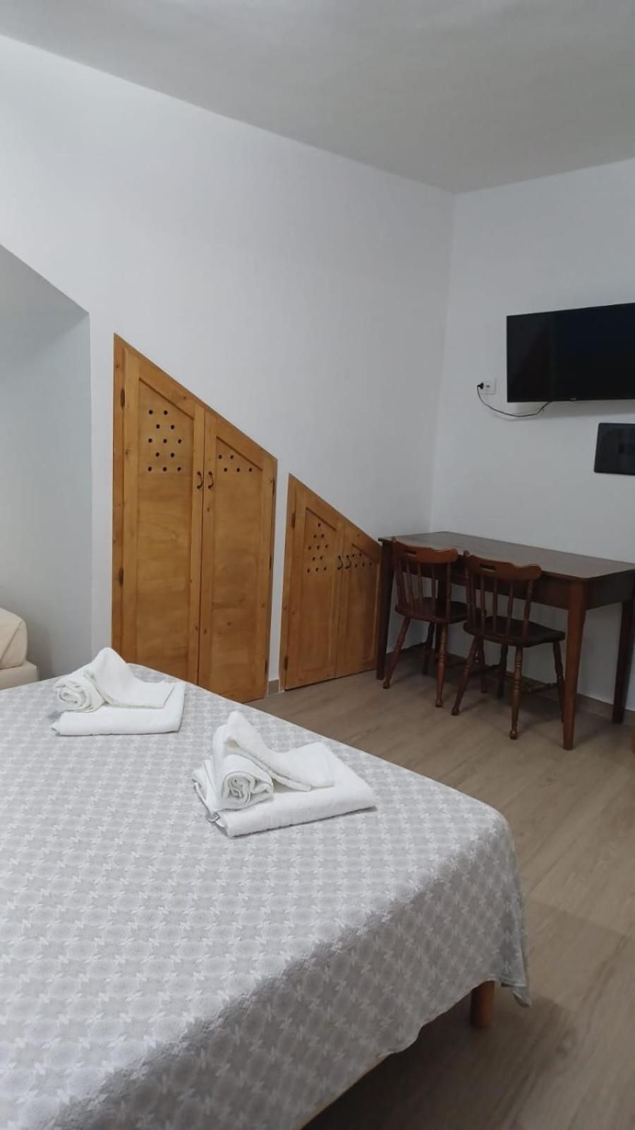 Triple Room with Private Bathroom
