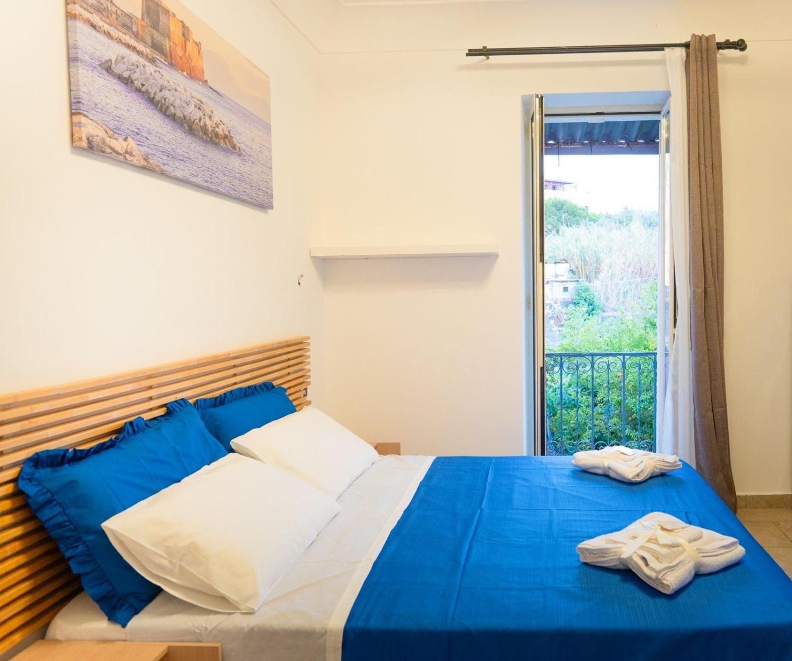 Queen Room with Garden View