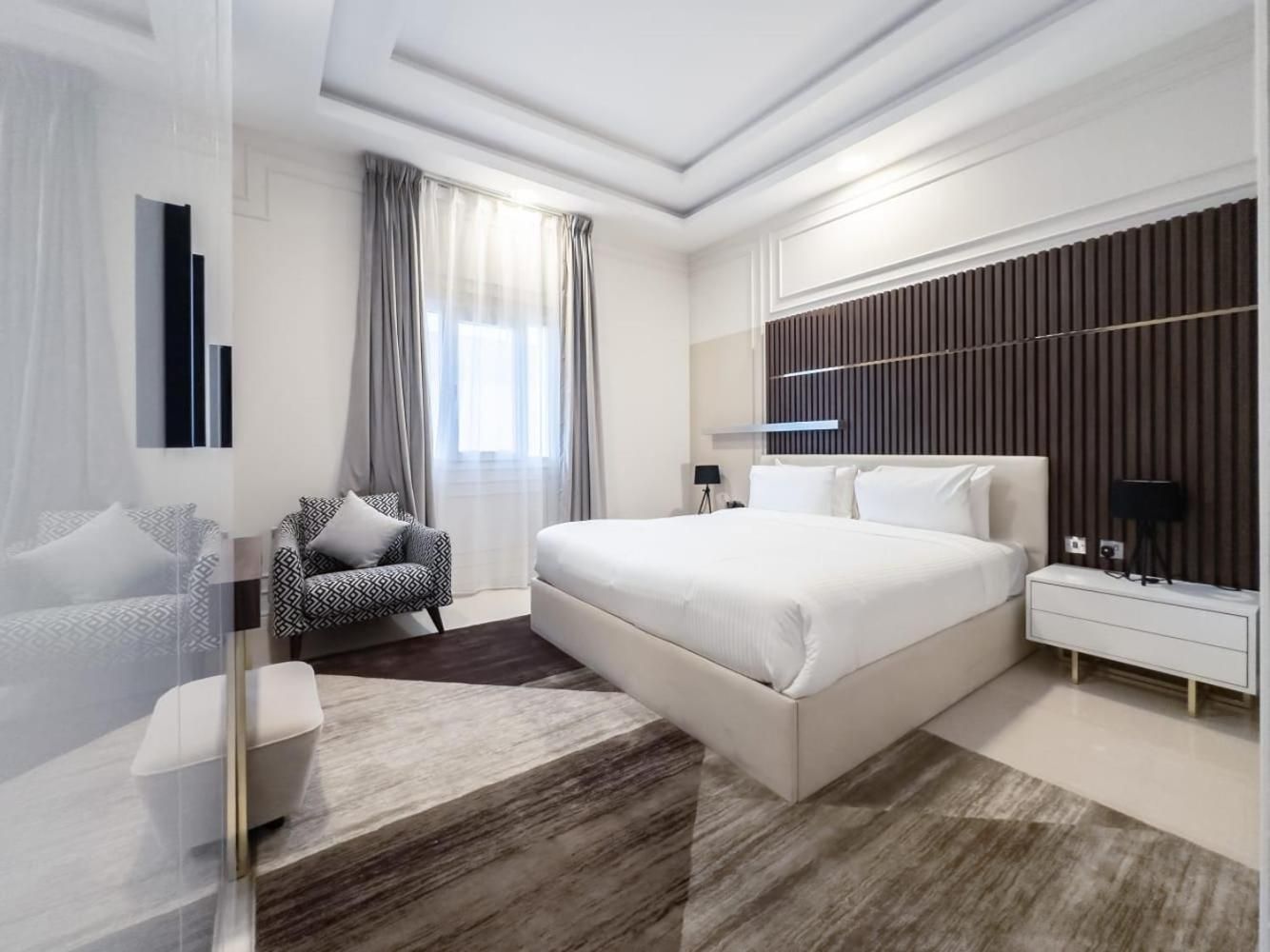 Standard Suite