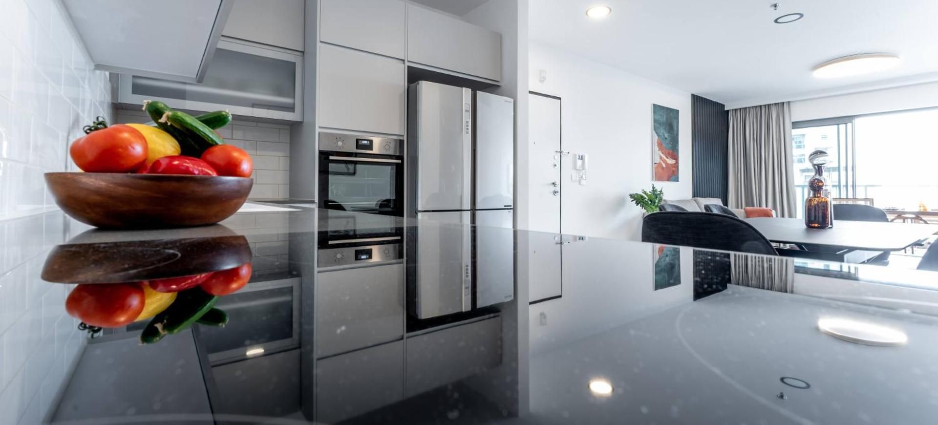 Holysuite Savyon View Tower