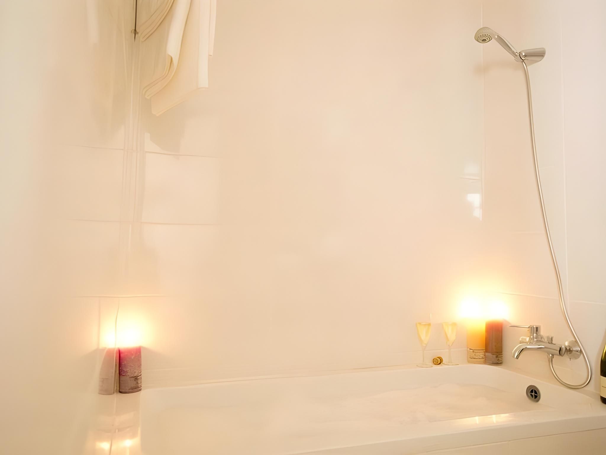 Luxury One-Bedroom Apartment