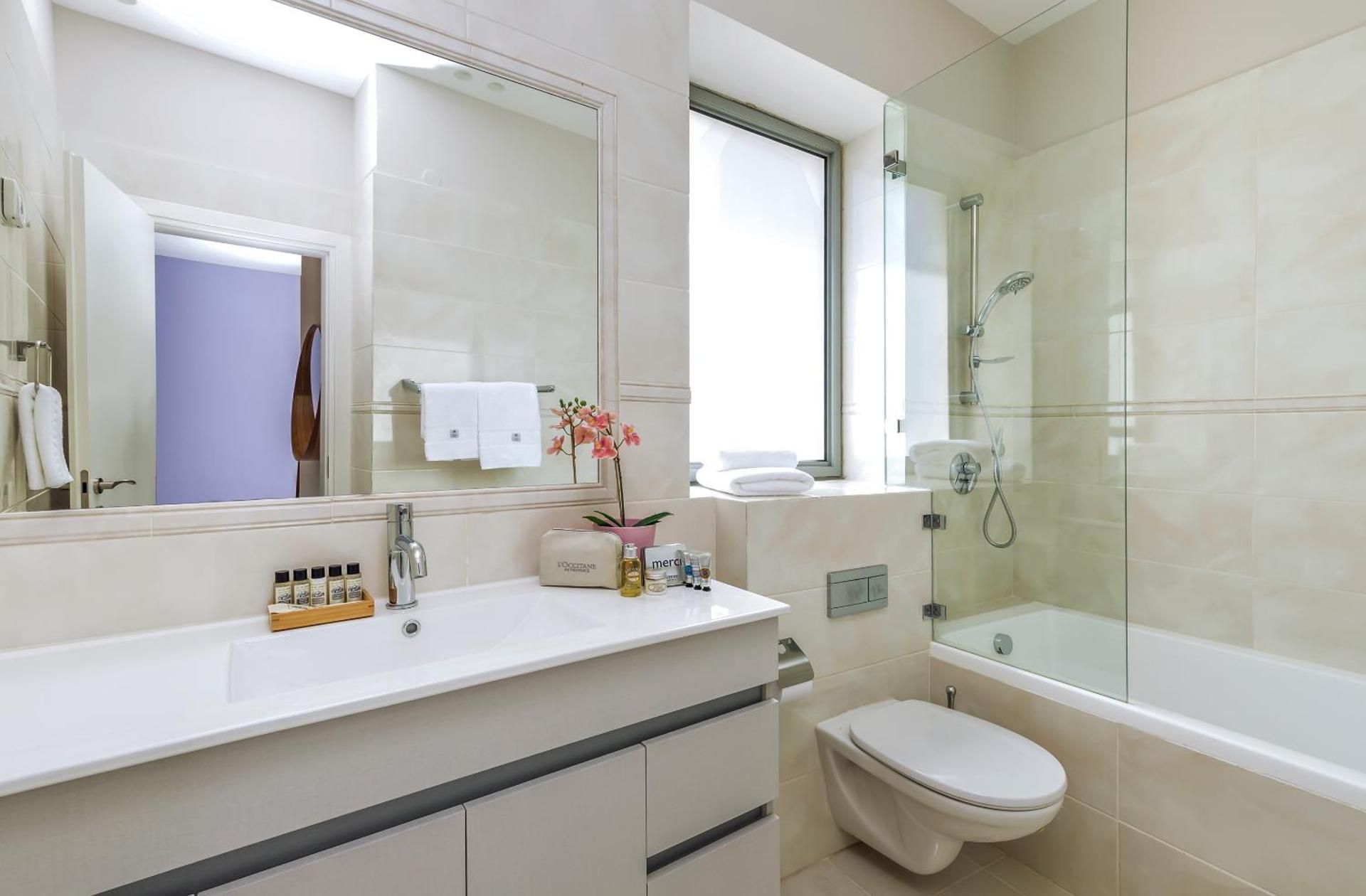 Designer One-Bedroom Apartment with Balcony
