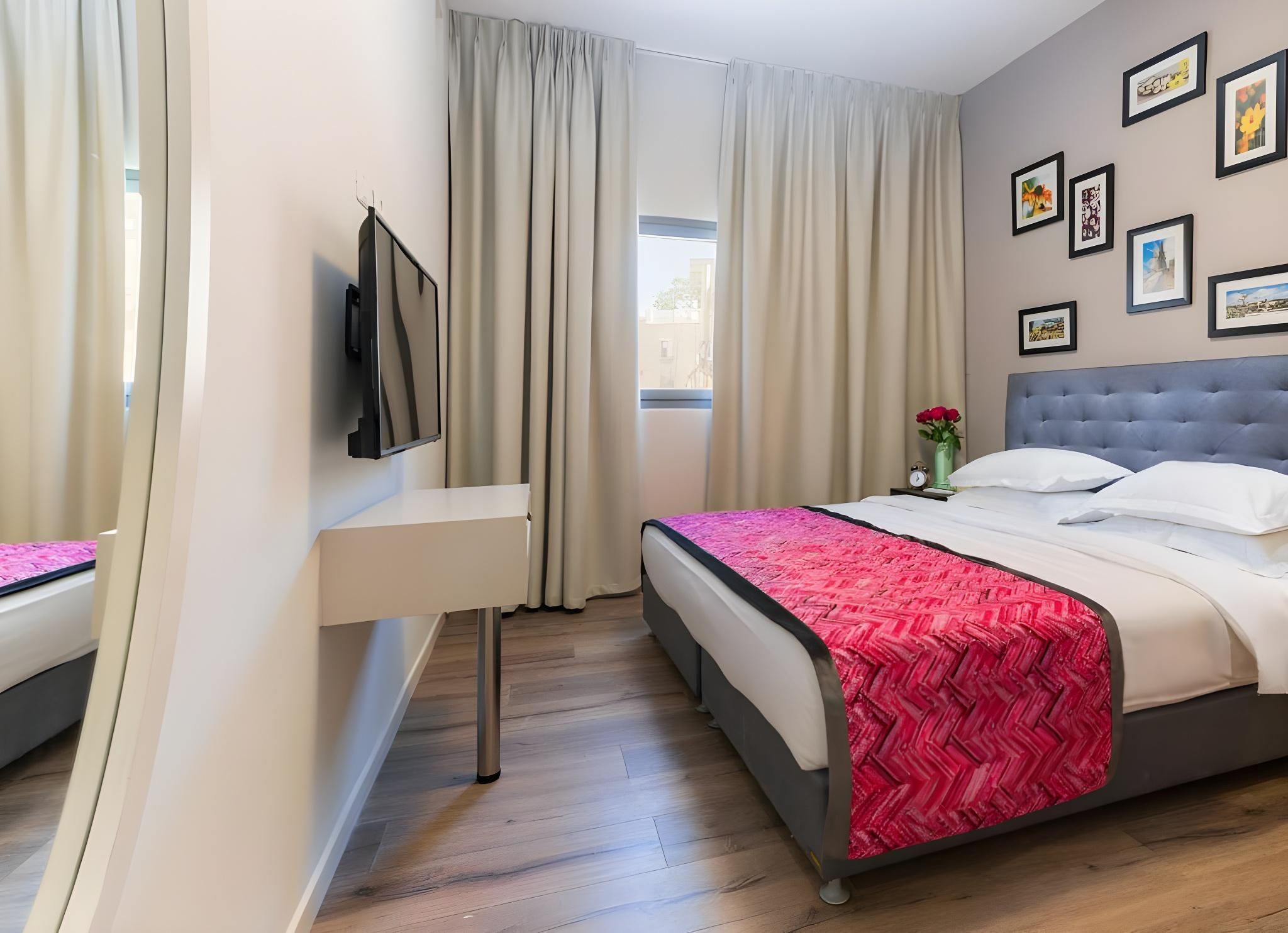 One Bedroom Apartment with Balcony