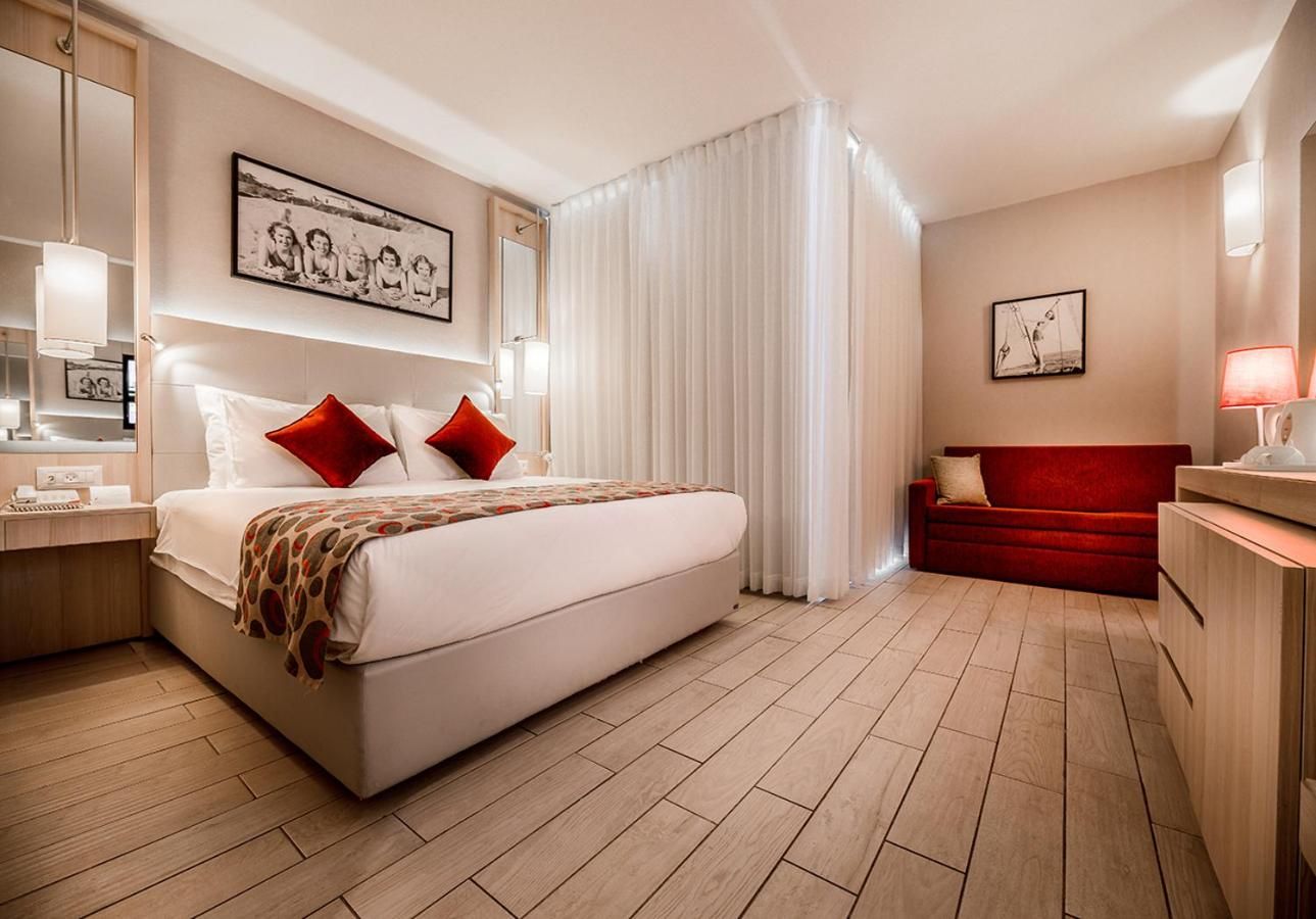 Astral Maris Hotel Superior Triple Room