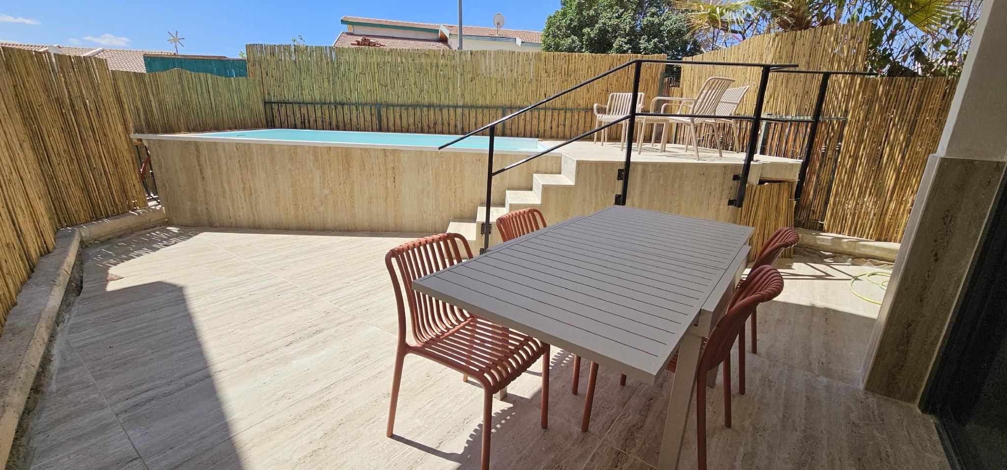 2 Bedroom Apartment with Direct Pool Access