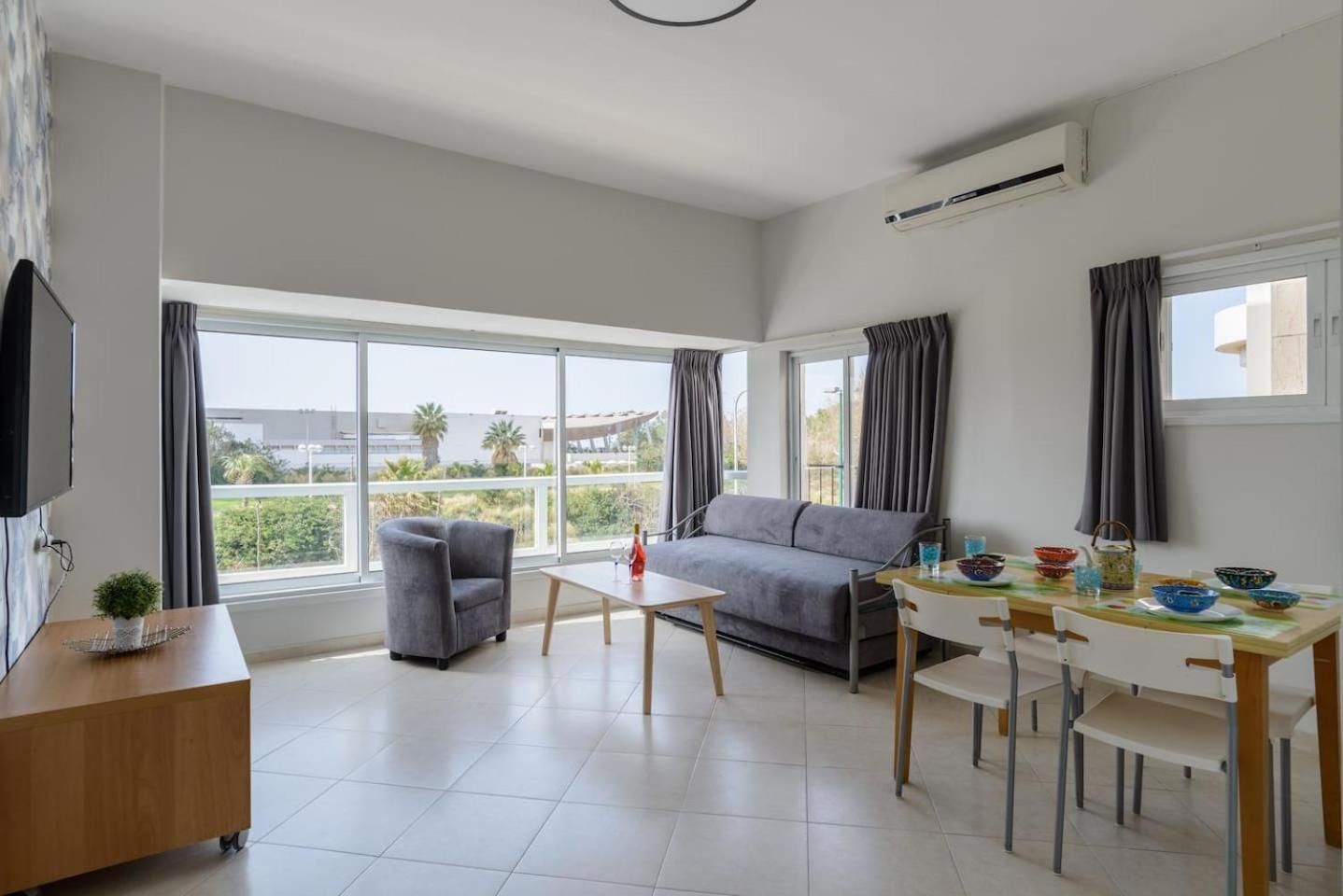 1-Bedroom Partial Sea View Apartment 210 Hayarkon