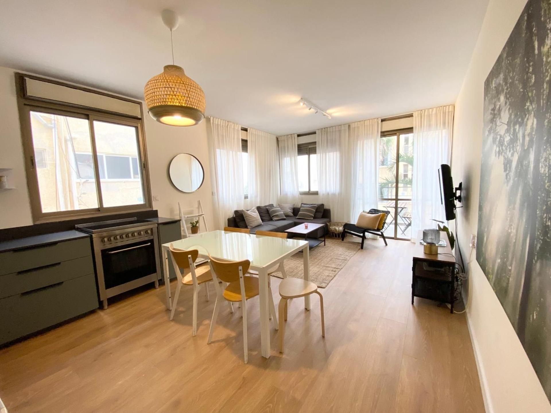 Three-Bedroom Apartment with Balcony - Nechemia 20 Street