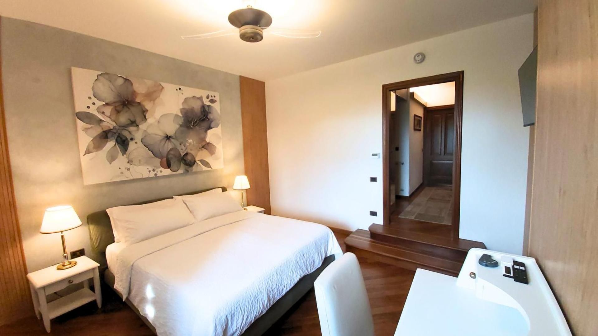 Double Room with Private Bathroom