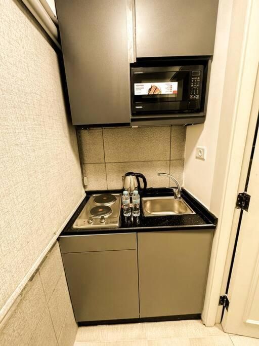 apartment - entire house or apartment