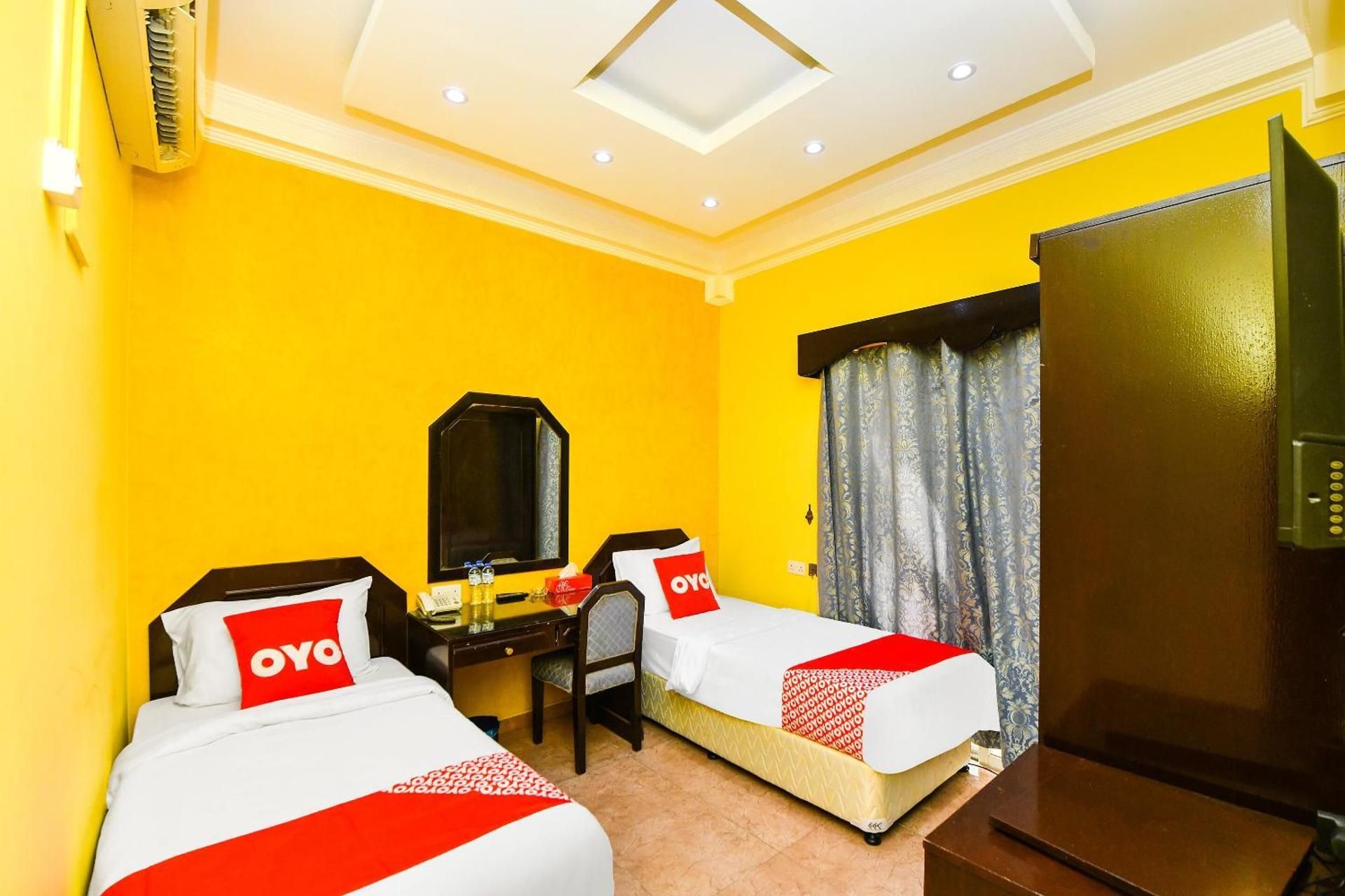 Marina Hotel Twin Room 2