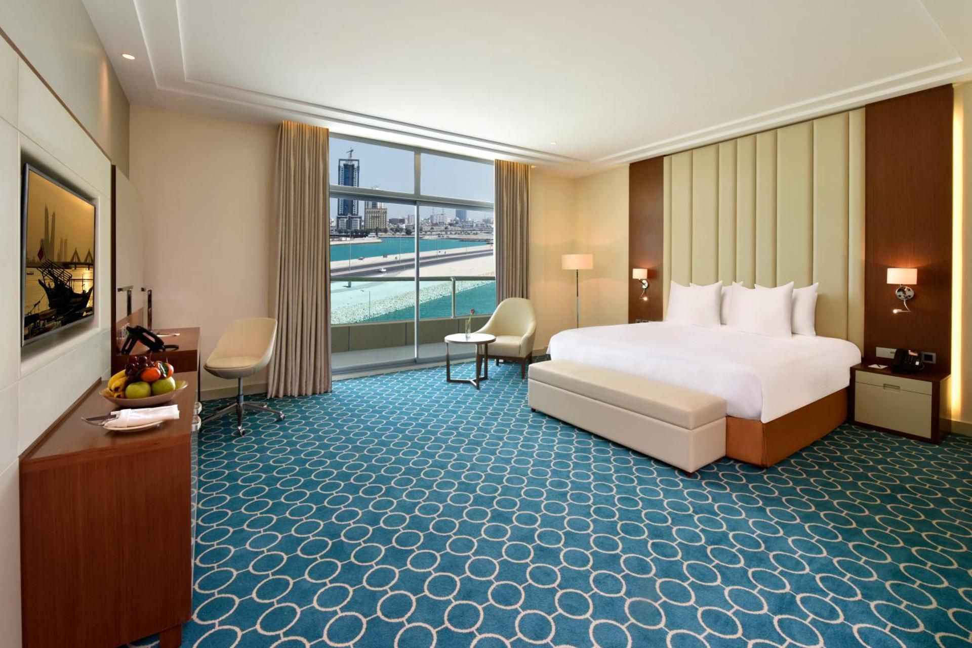 G-Club Balcony Room