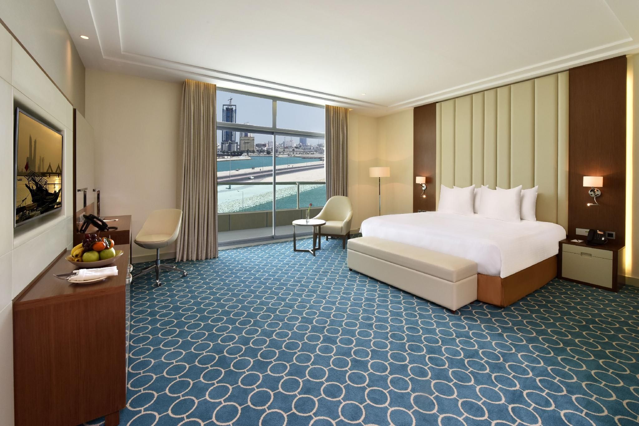 G-Club Balcony Suite