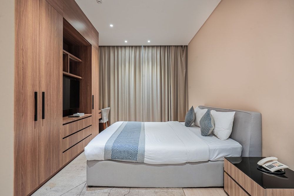 Eden Garden Hotel Apartment Deluxe Suite One Bedroom 2