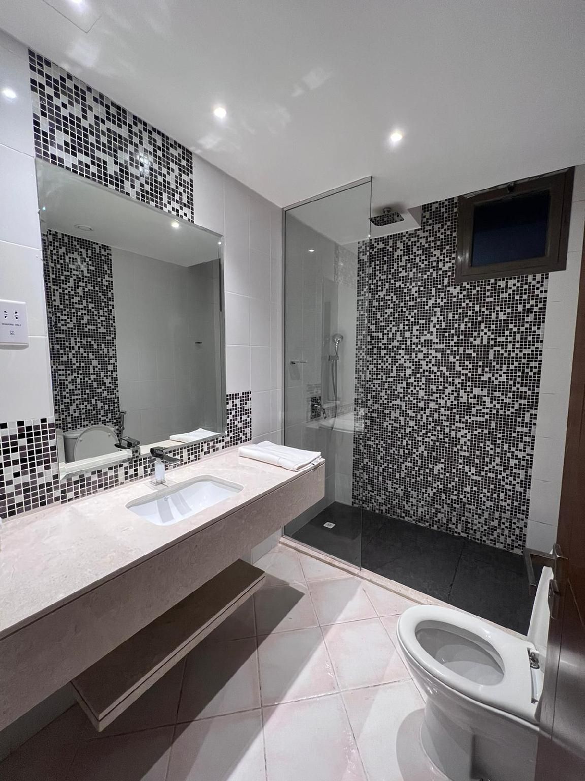 Twin Suite with City View