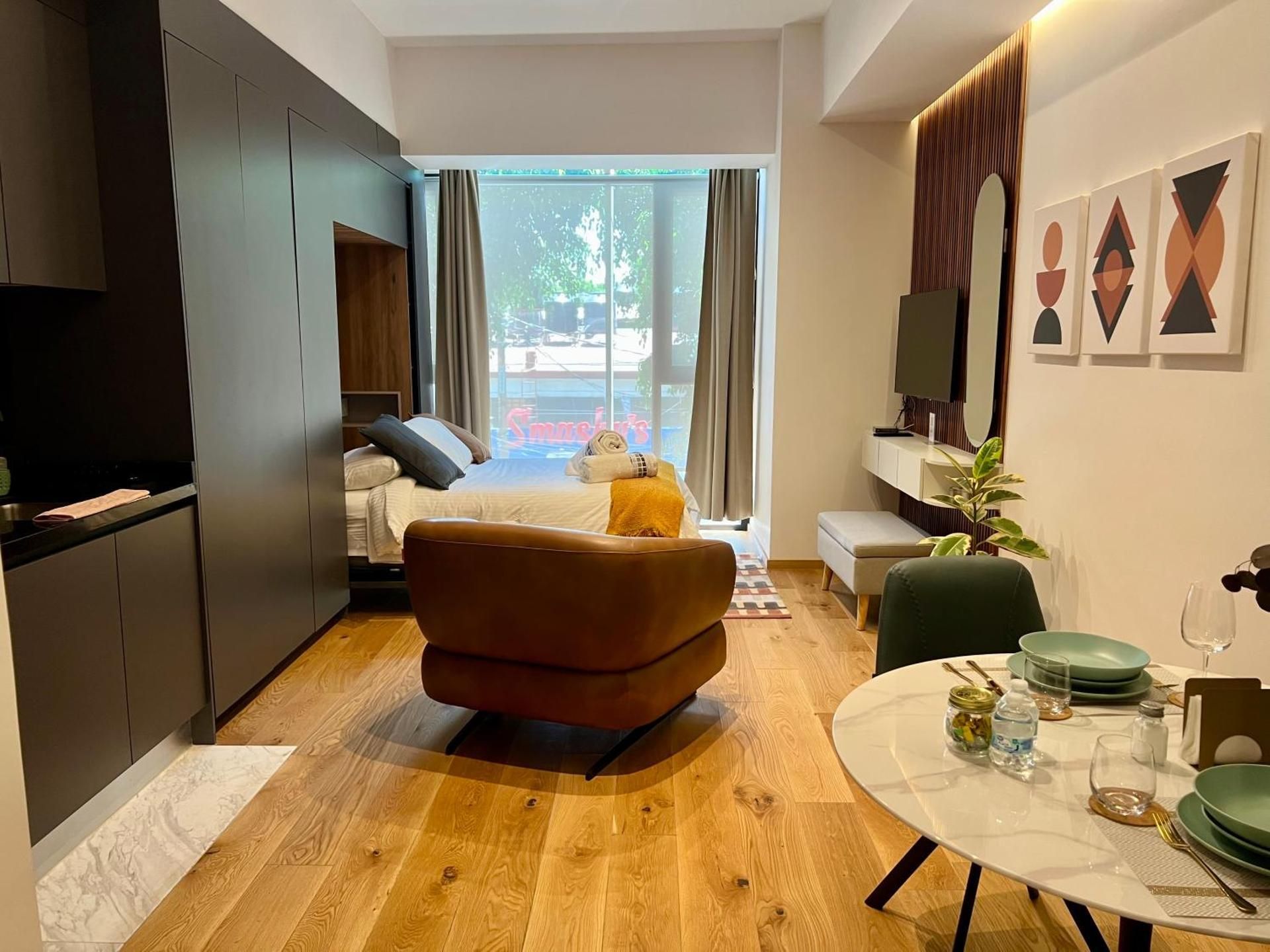 One-Bedroom Apartment