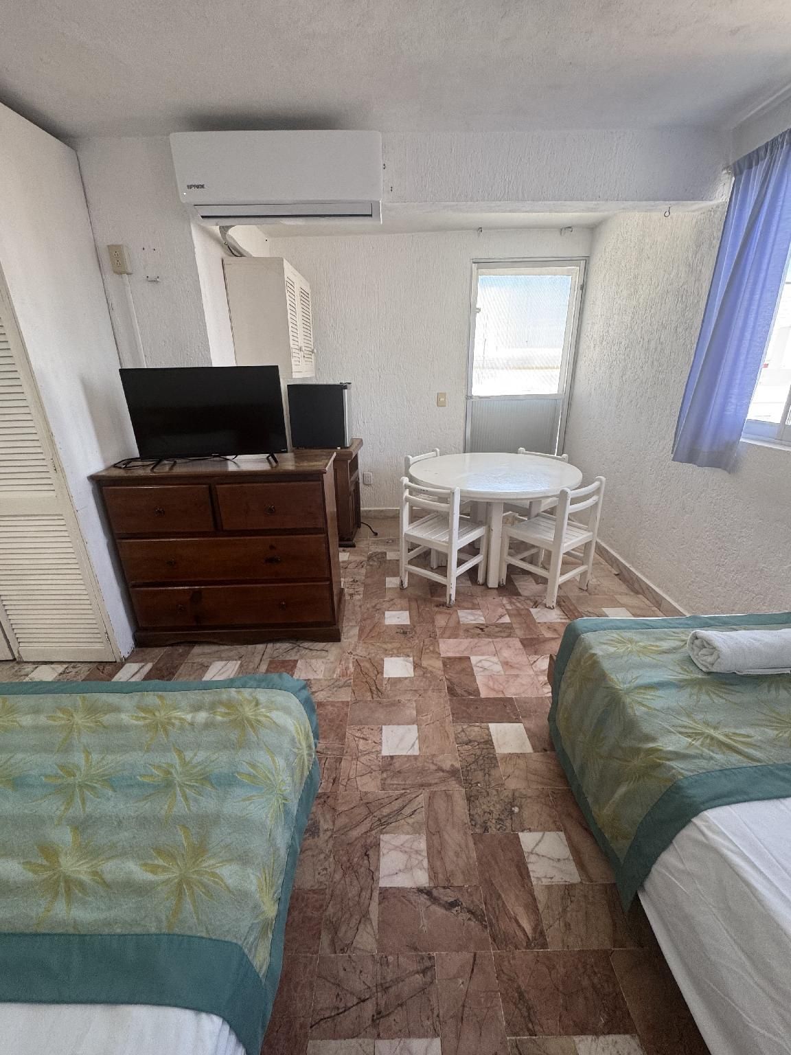 Familie Standard Suite with Kitchen