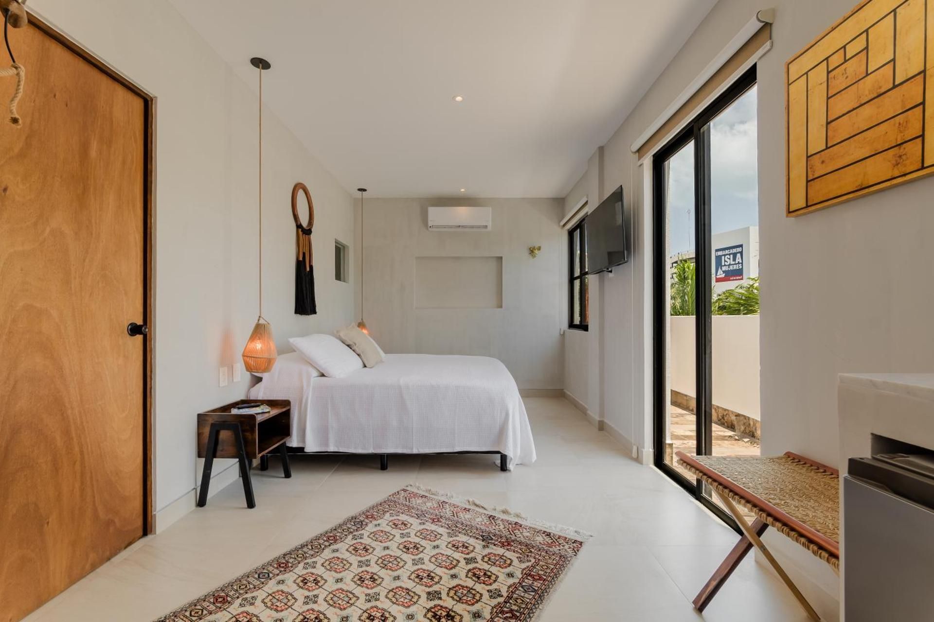 Studio with Terrace