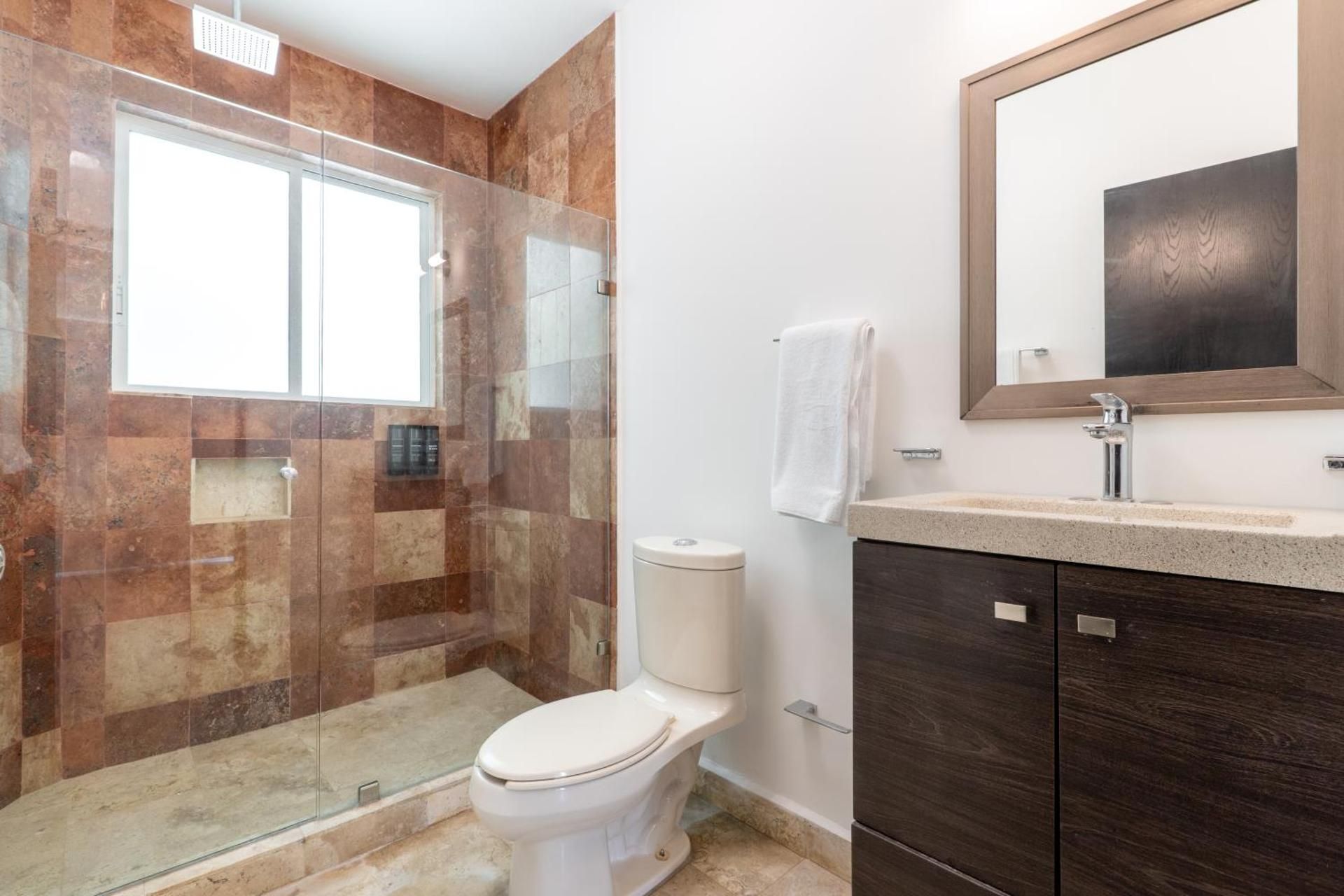 Villas Acapulco Punta Diamante Triple Room with Private Bathroom 3