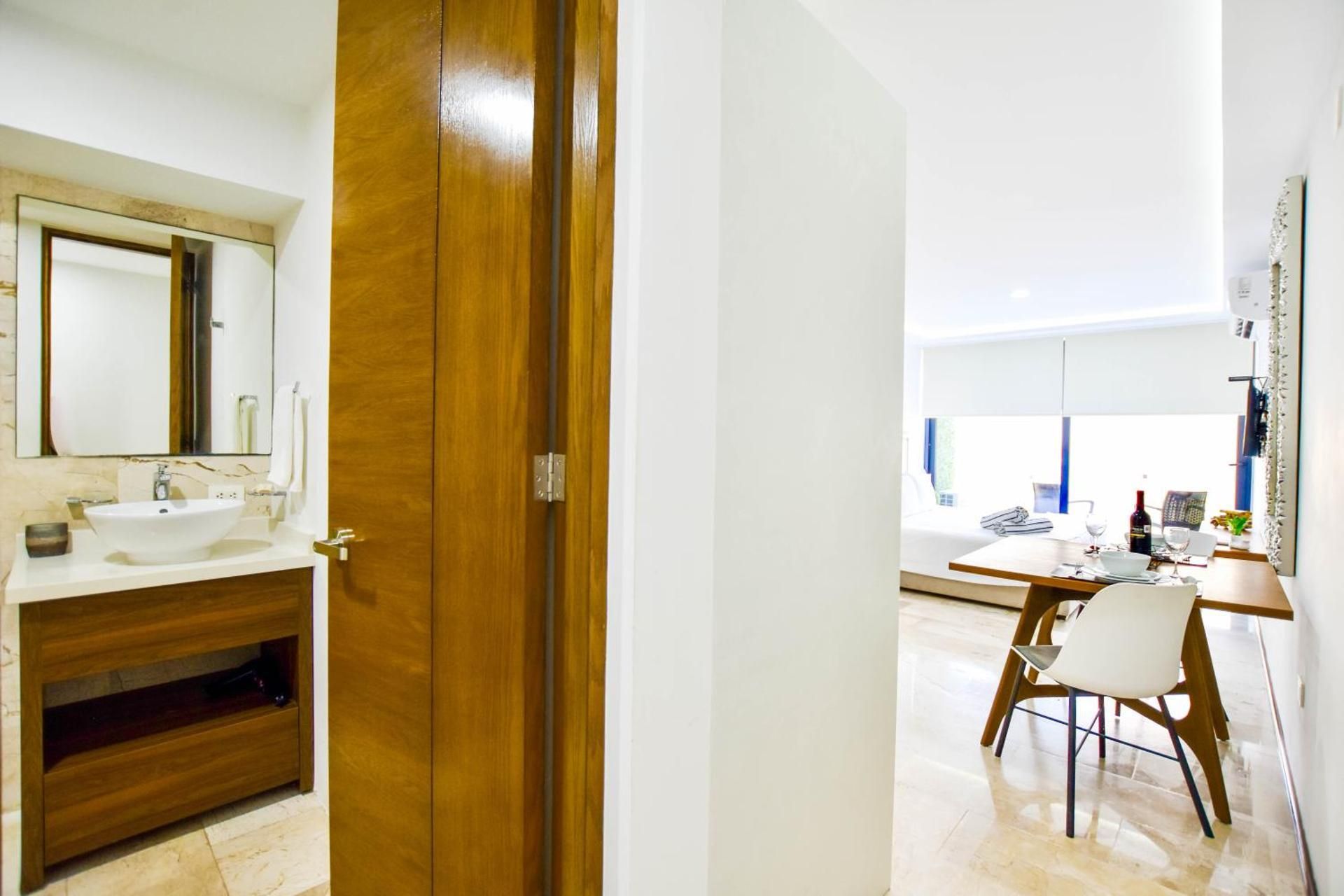 Studio Apartment