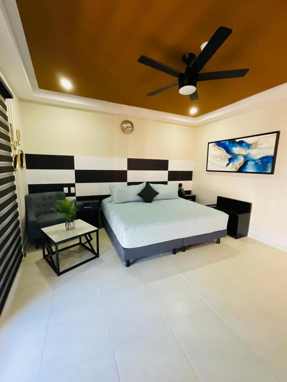 Queen Suite