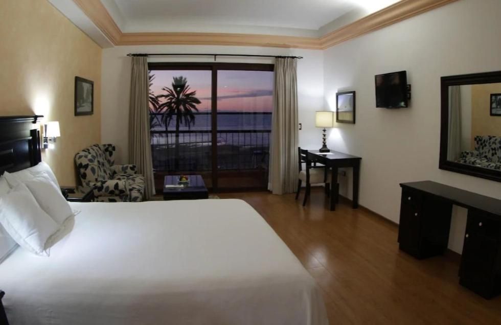 Junior Suite with Balcony