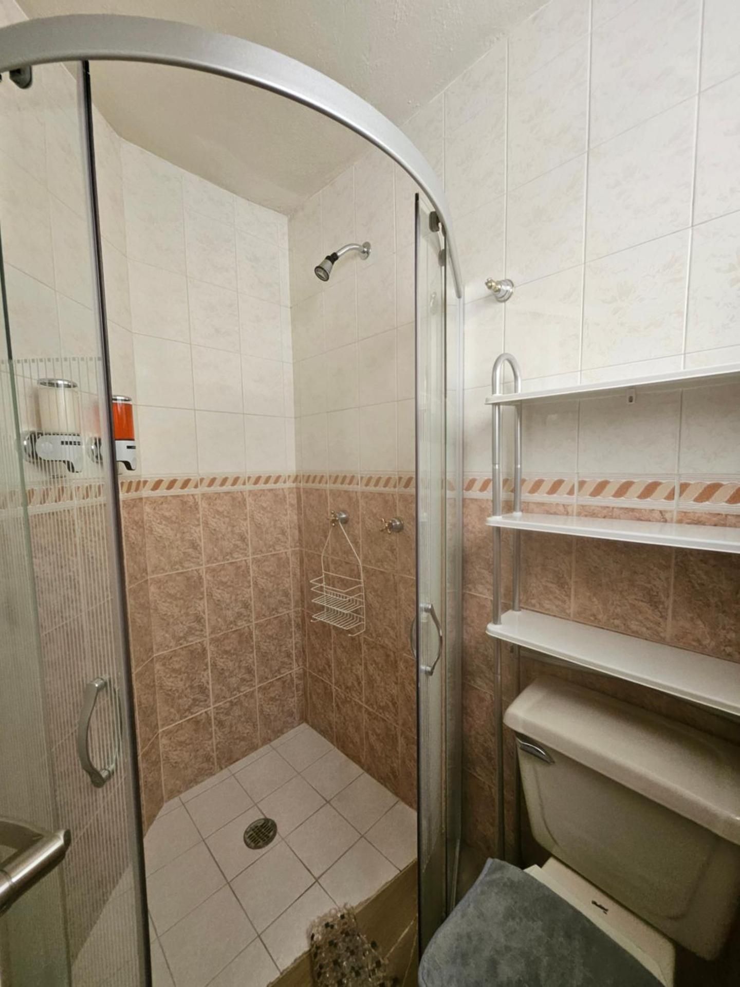 Twin Room with Private External Bathroom