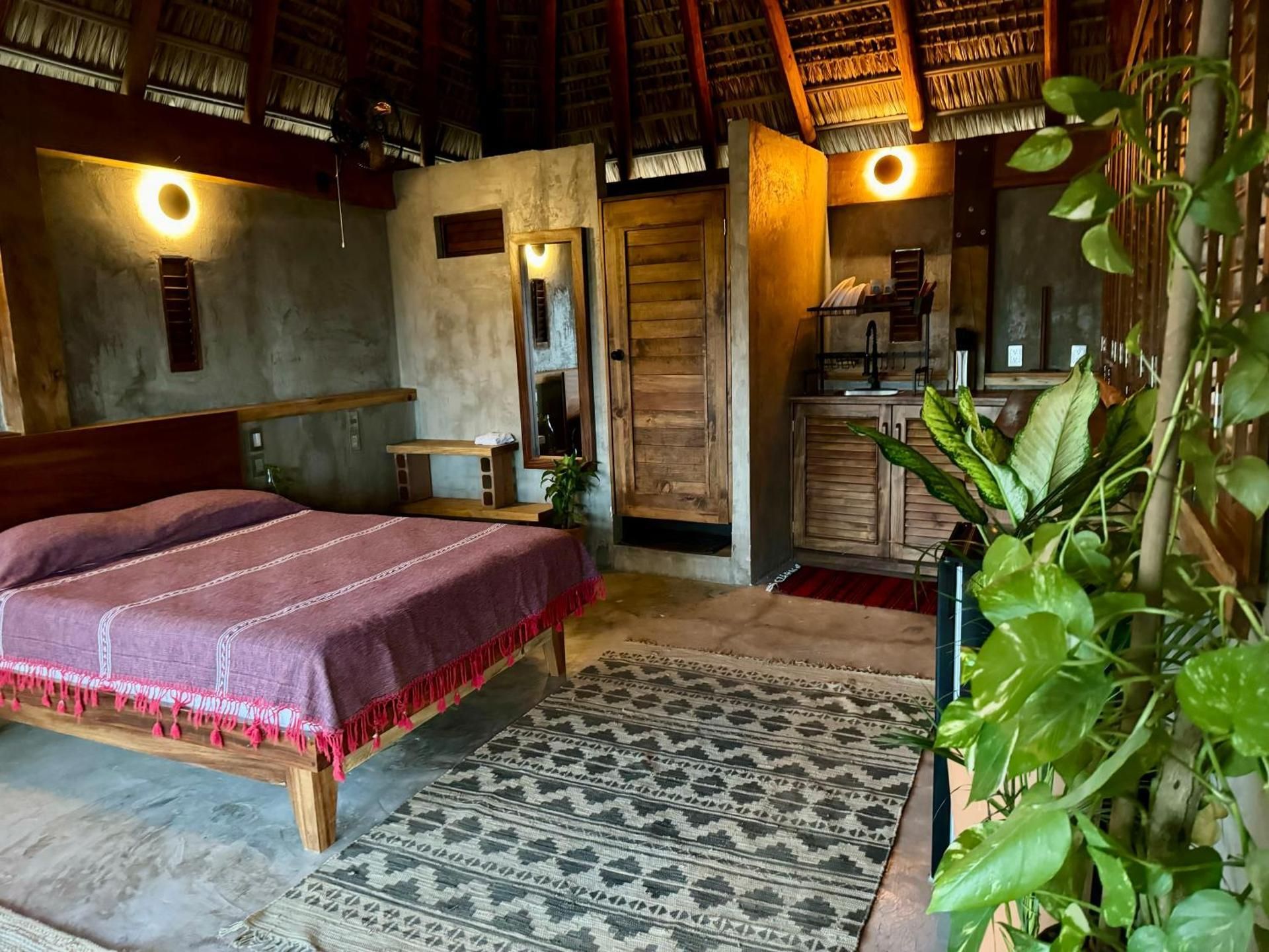Deluxe Double Room with Balcony and Sea View