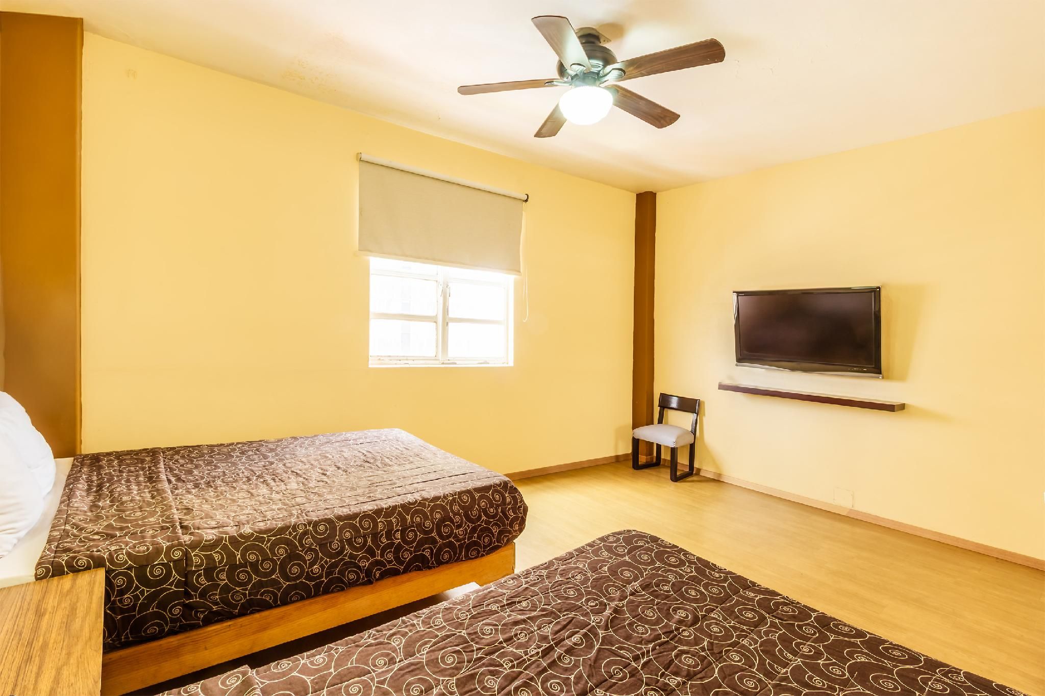 OYO Hotel Del Parque FAMILY ROOM