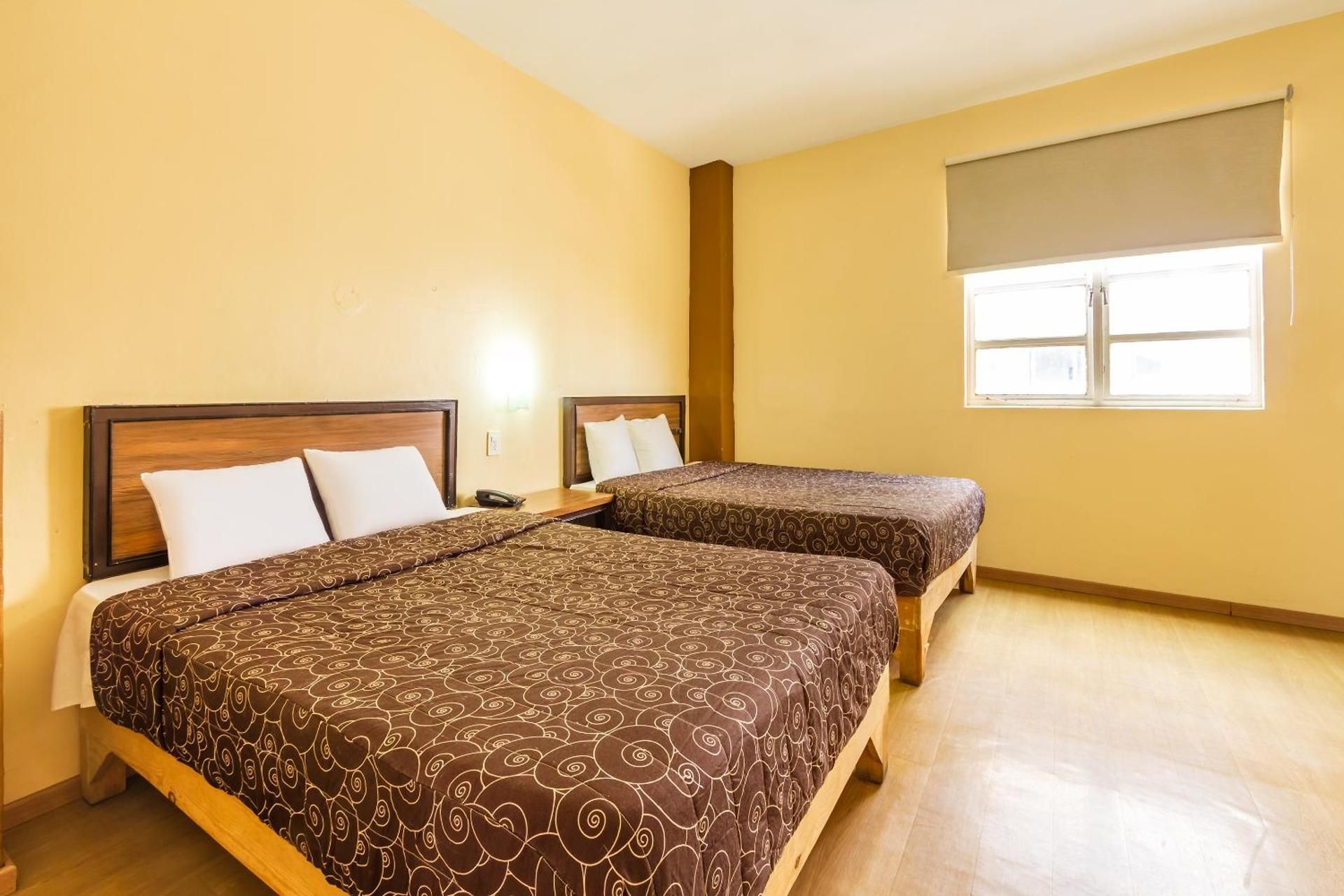 OYO Hotel Del Parque FAMILY ROOM 2