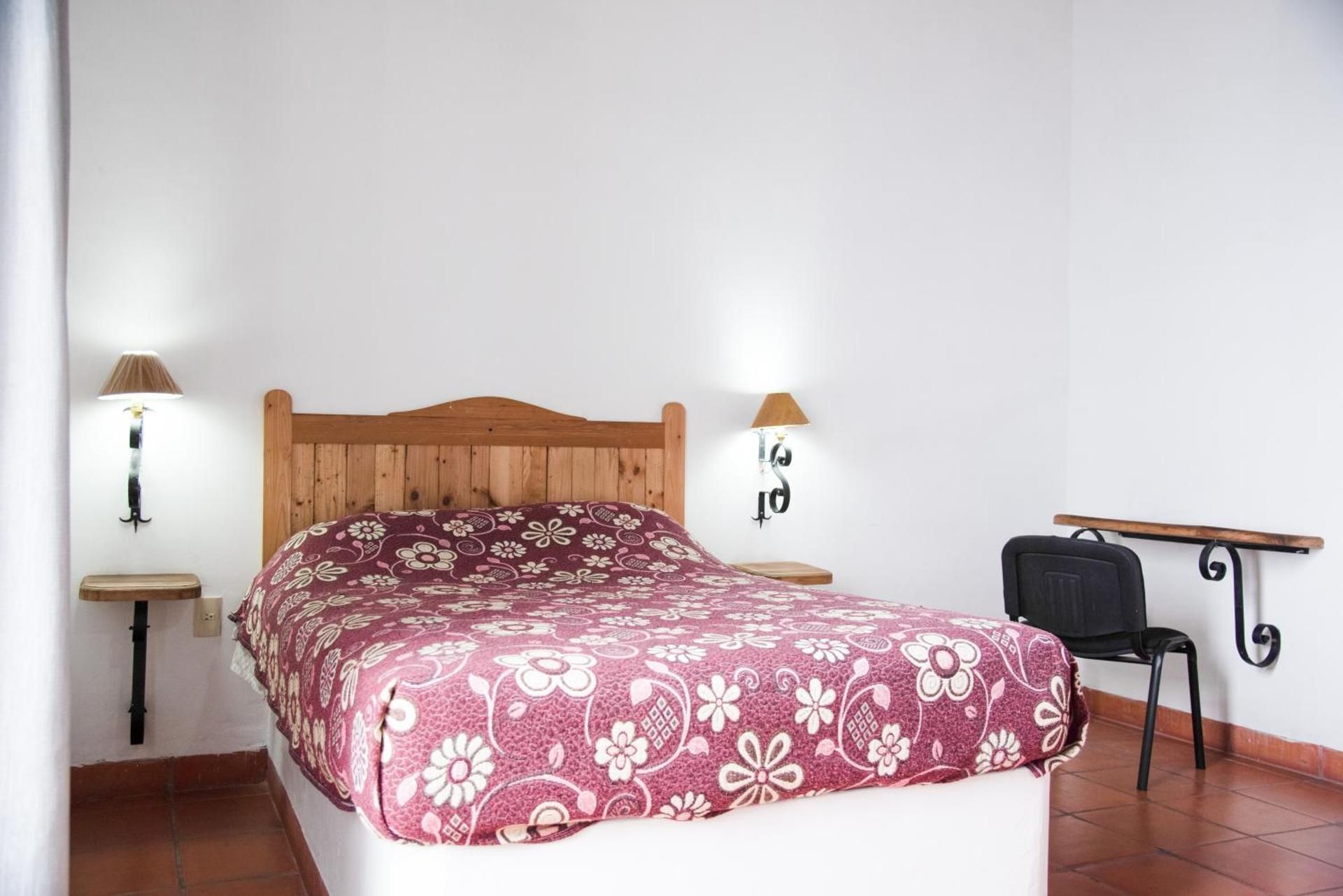 Basic Triple Room