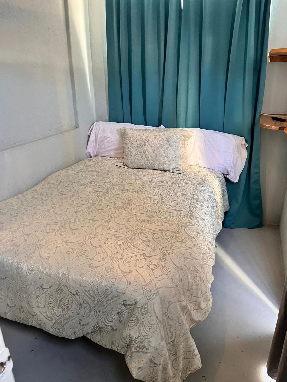 Simple Room