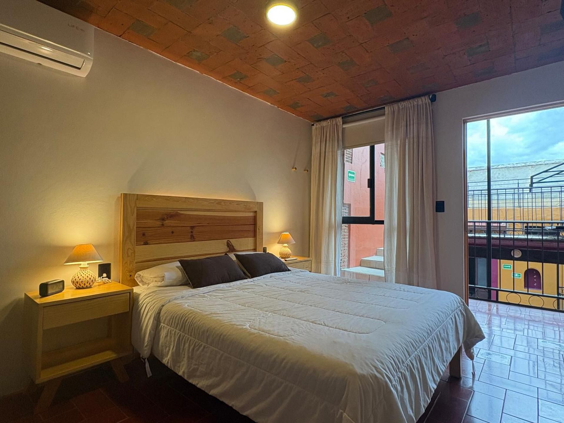 Double Room with Private Bathroom