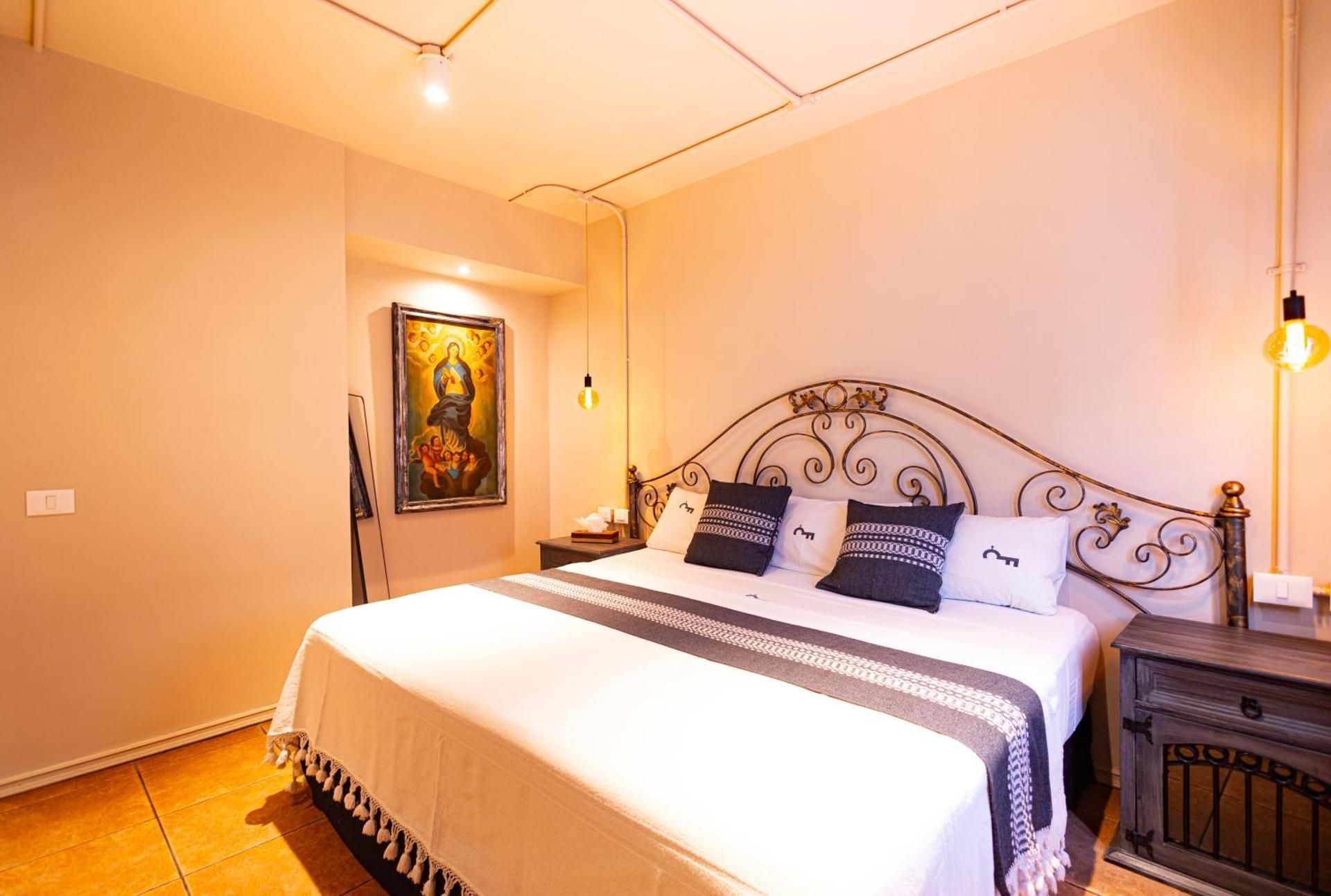 Standard King Bed