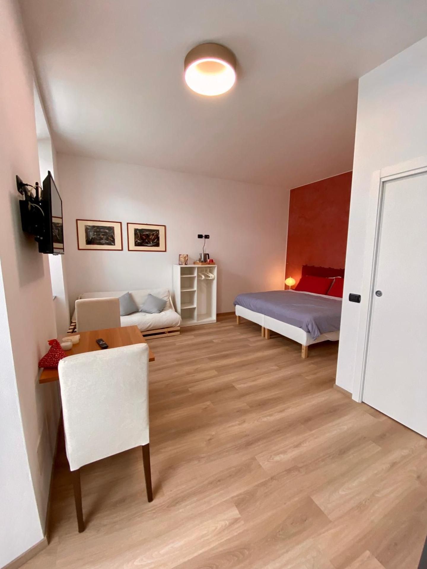 Deluxe Double or Twin Room with Balcony