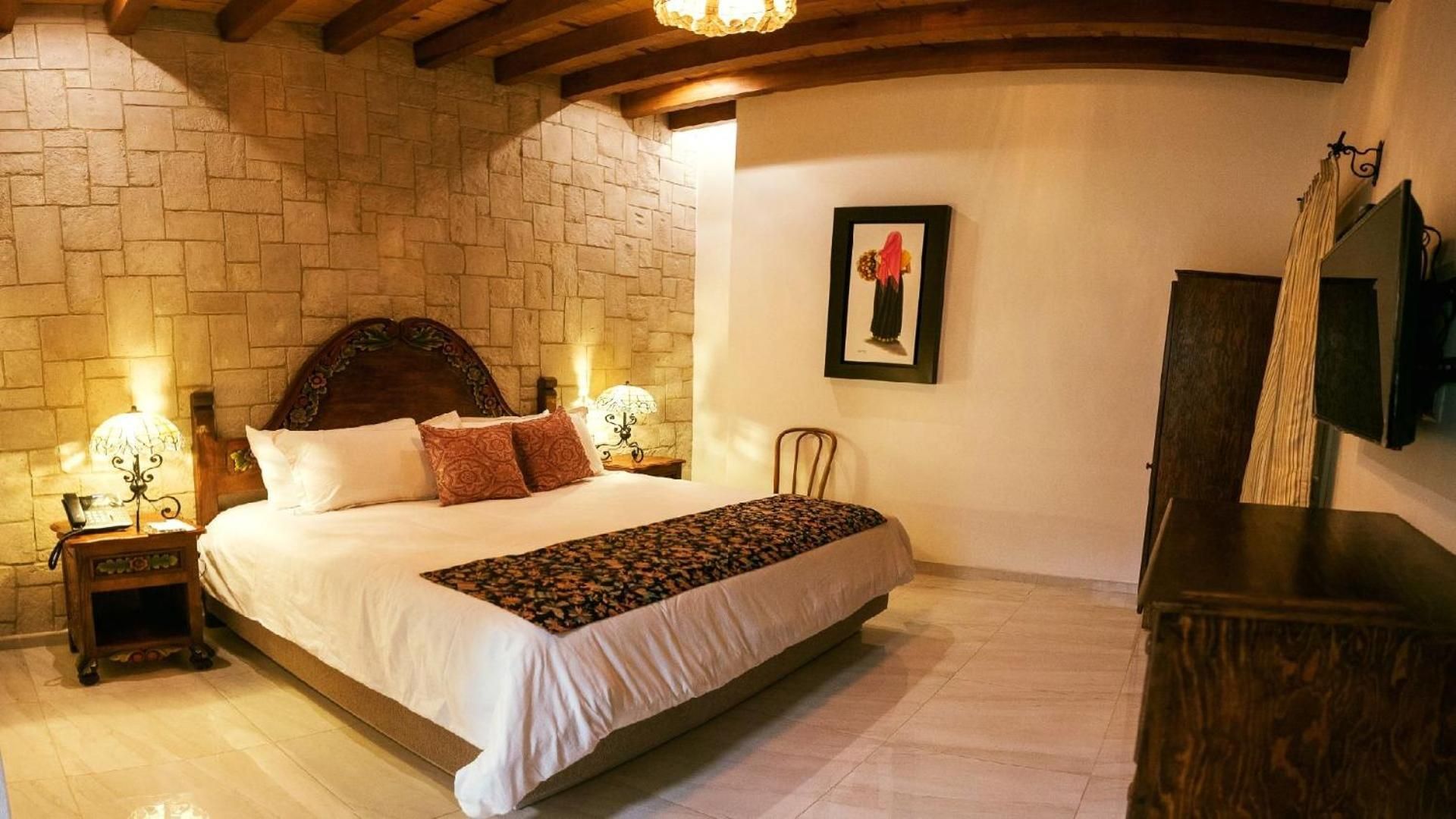 Queen Room with Spa Bath