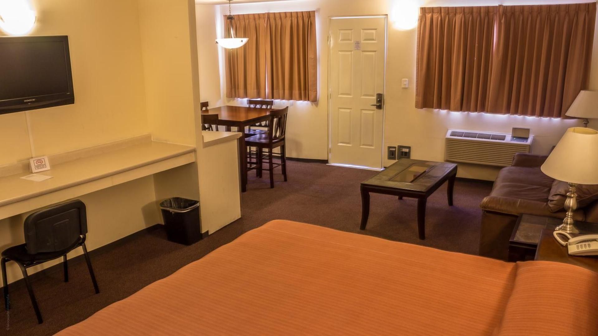 Superior King Suite
