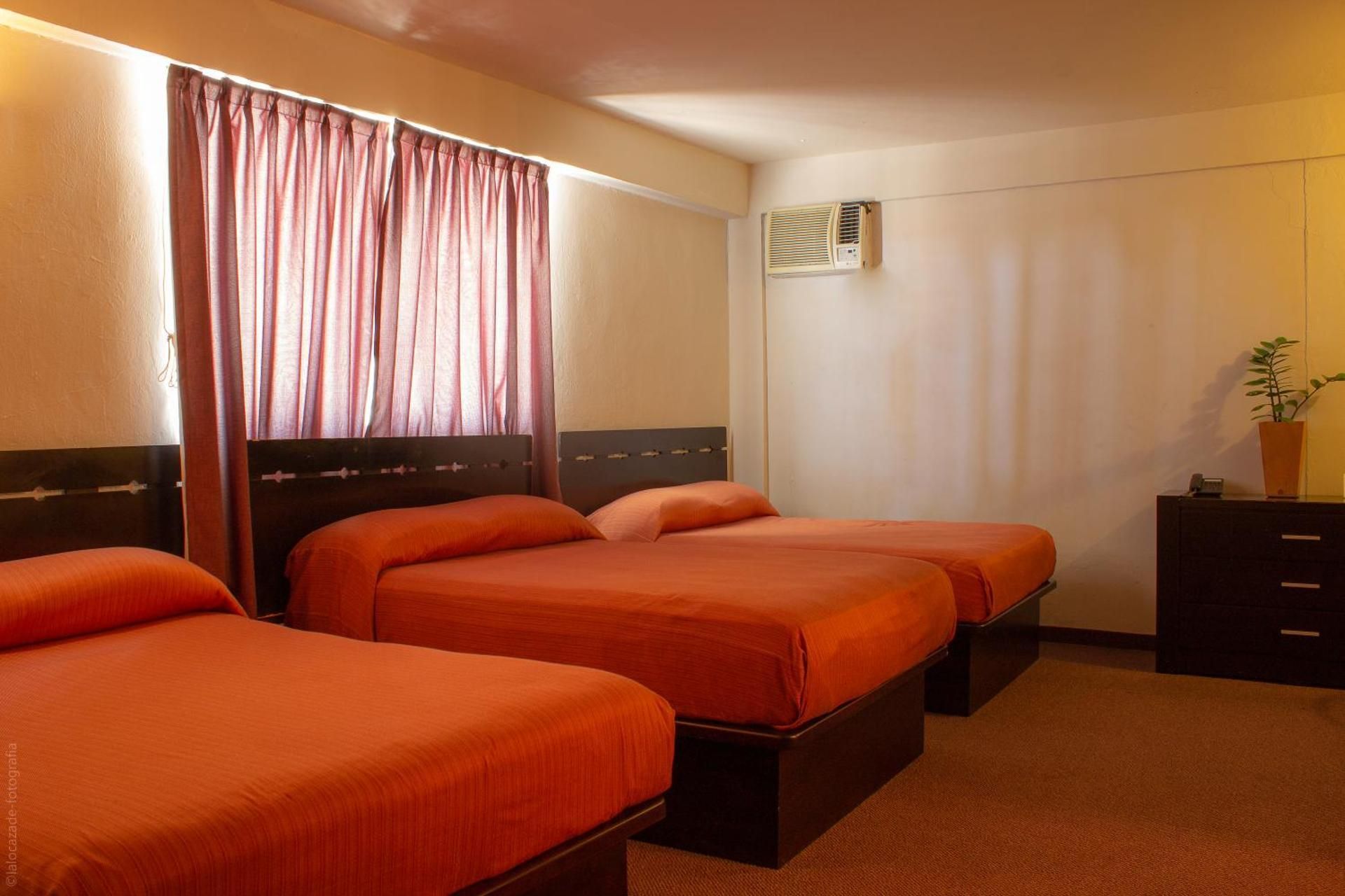 Comfort Triple Room