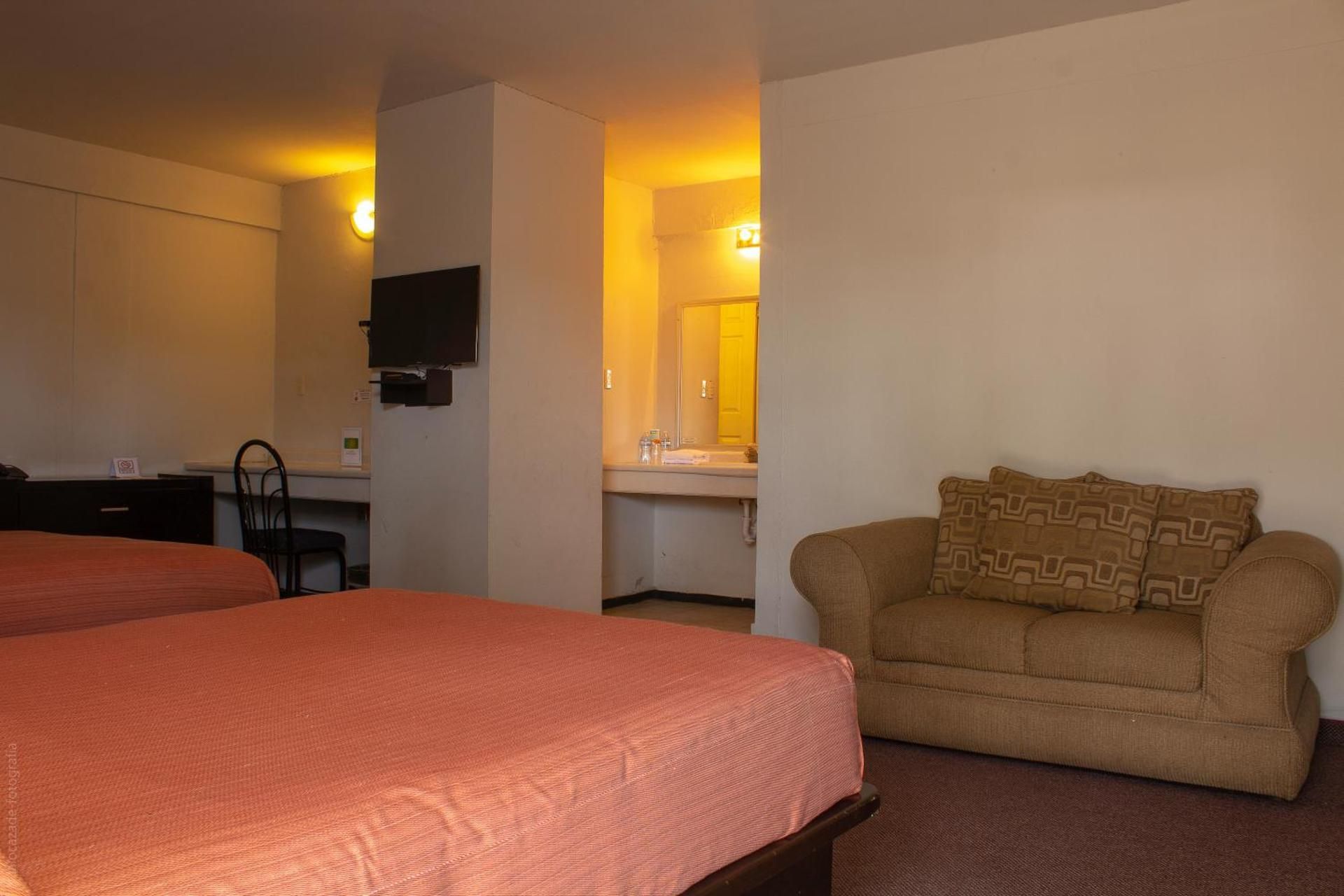 Comfort Triple Room