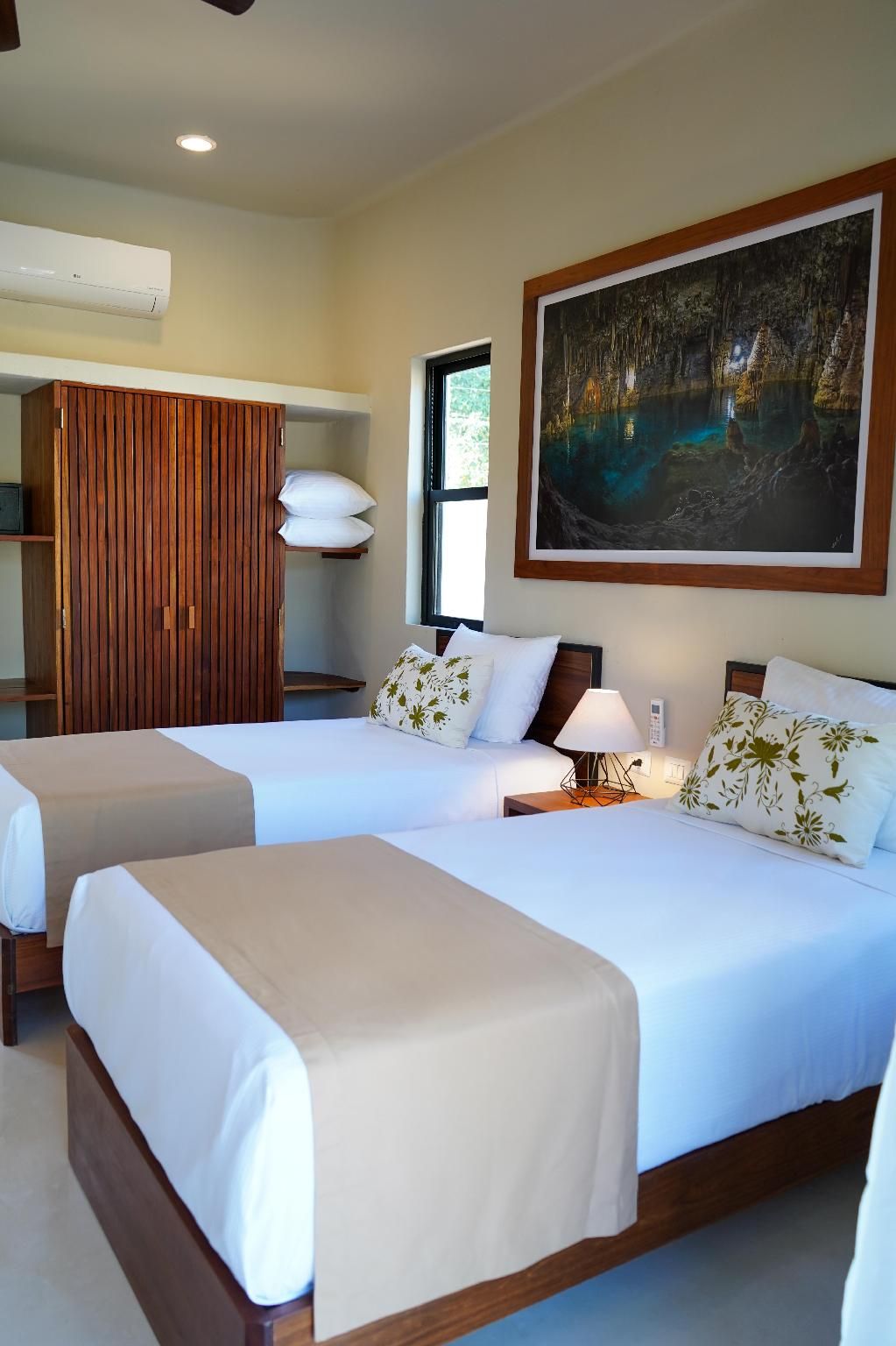 BLUE PALM BACALAR  Twin