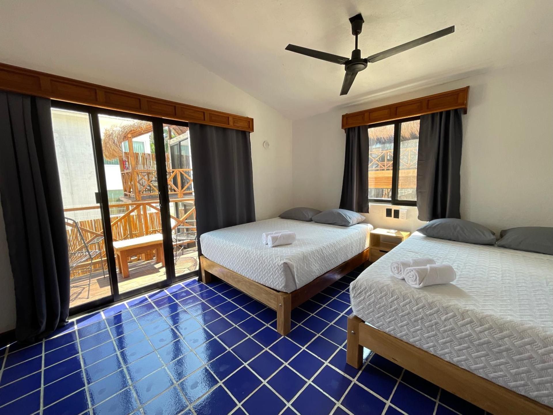 Quadruple Room with Lake View