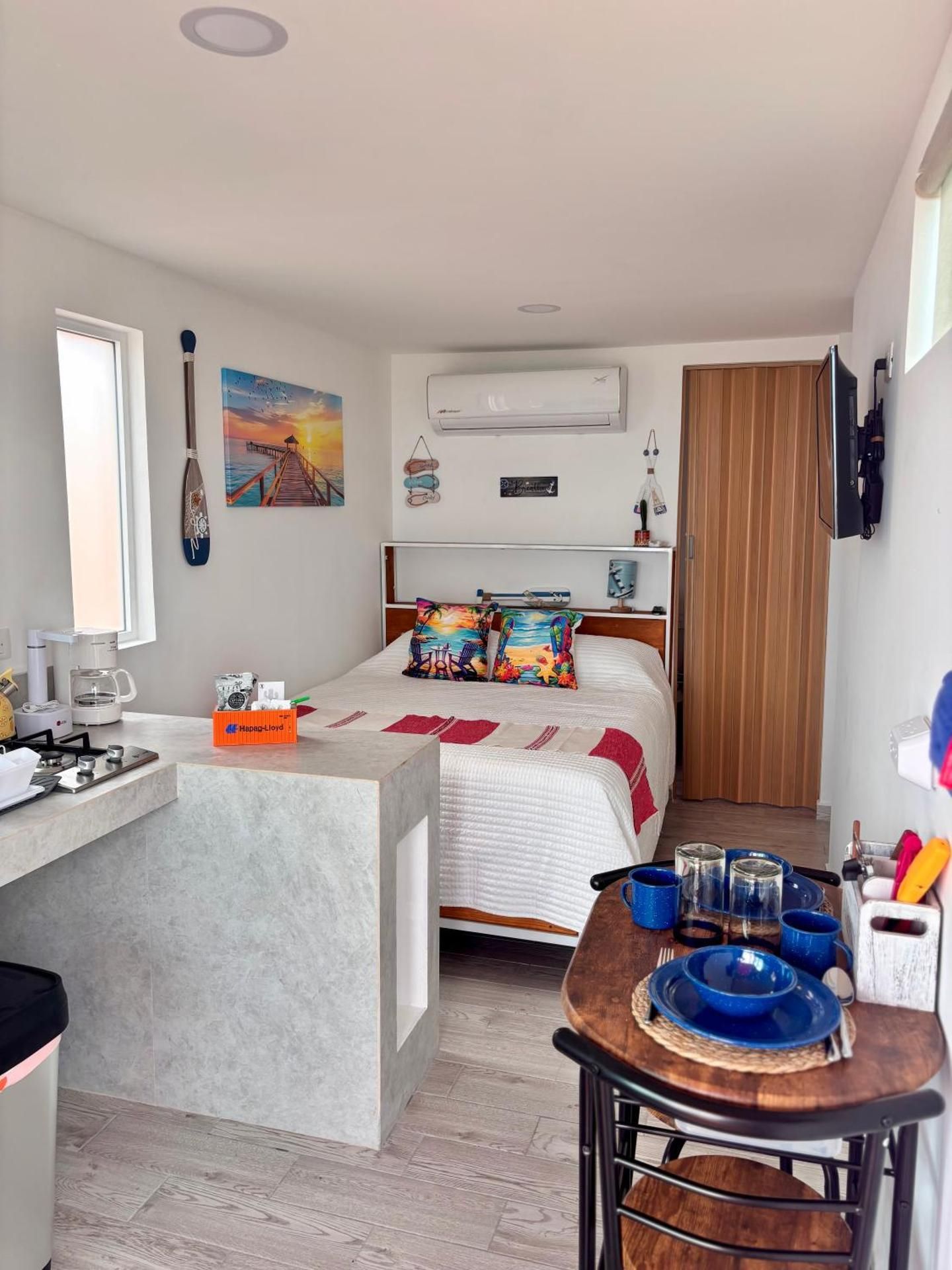 Superior One-Bedroom Apartment with Balcony
