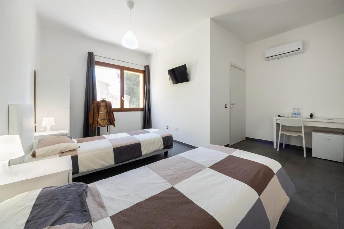 Double or Twin Room with Private Bathroom