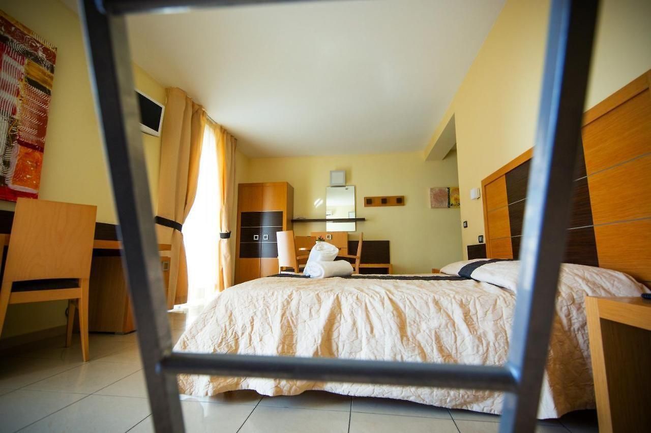 Ticho's Greenblu Hotel Standard Quad