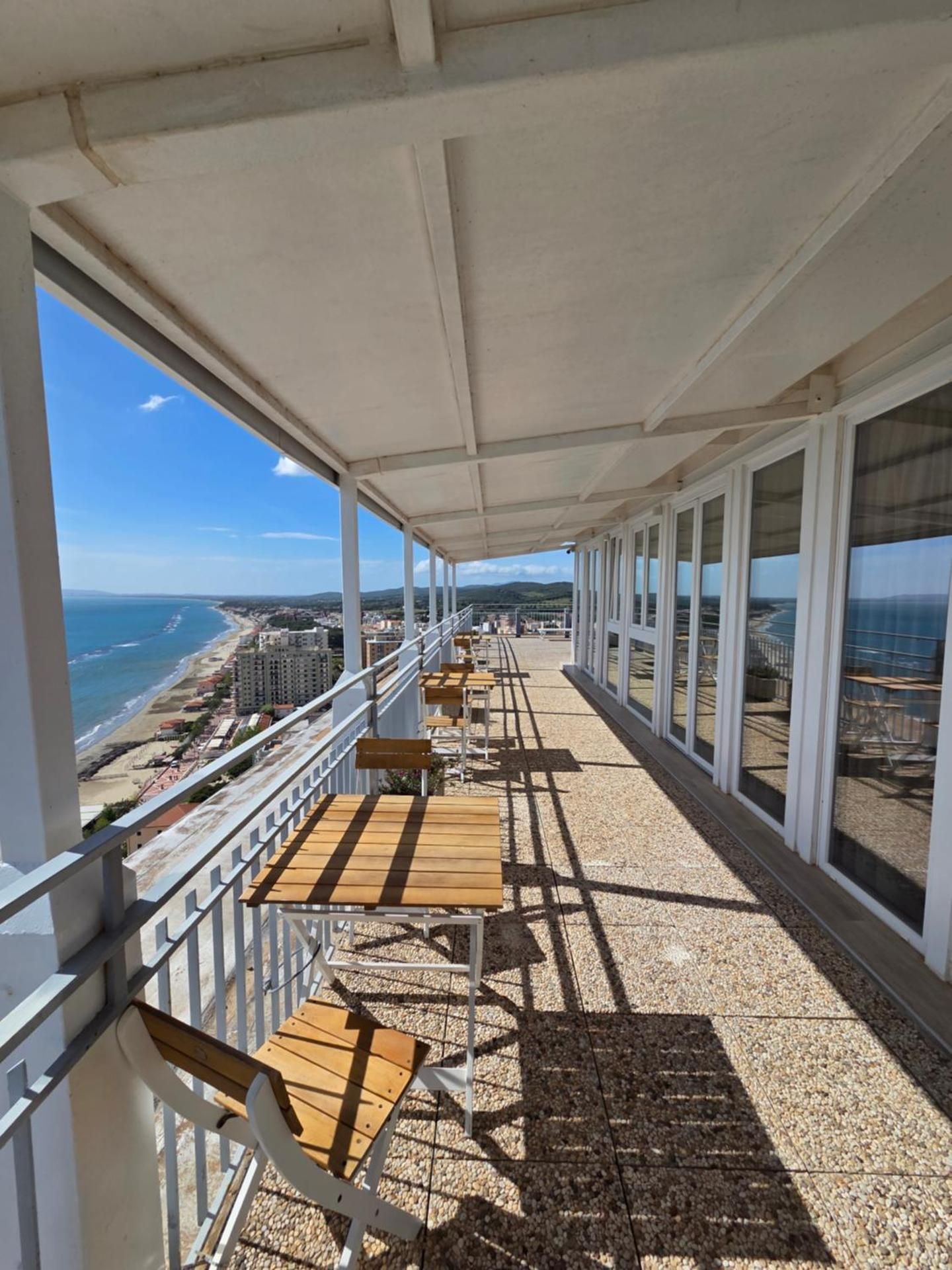 Deluxe Double Room with Balcony and Sea View