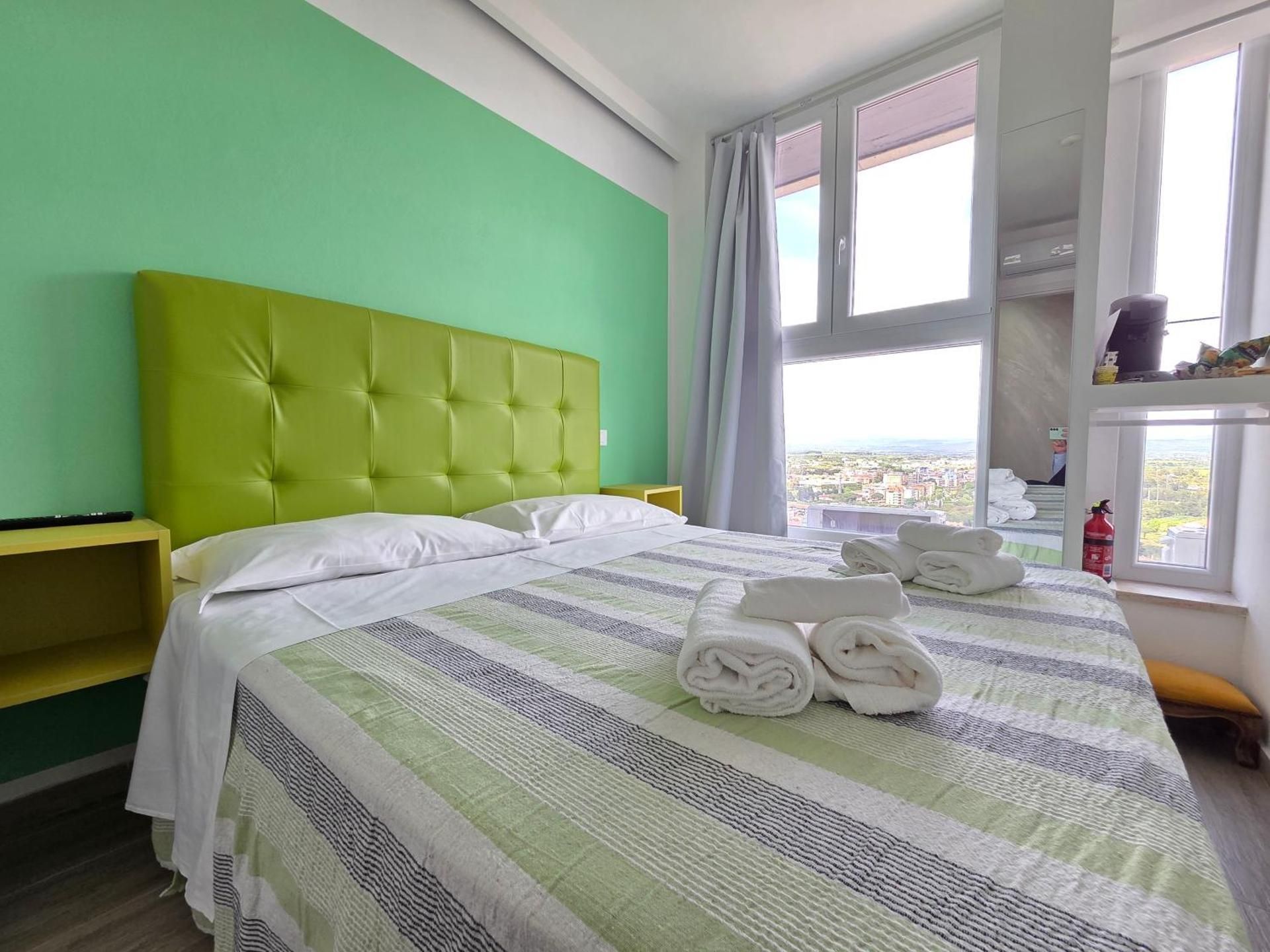 Deluxe Single Room