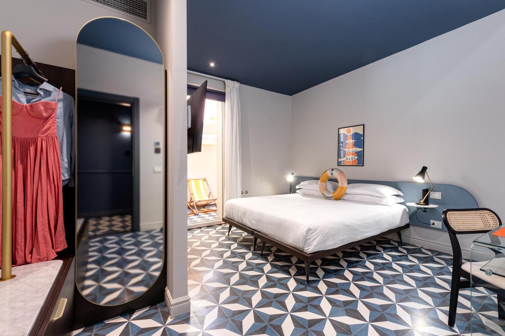 Superior Double or Twin Room with Terrace